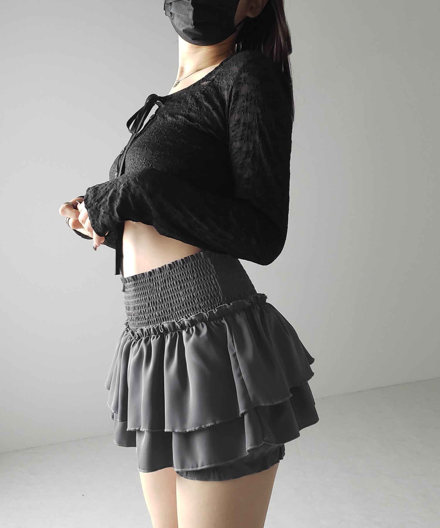 【 3color / 3size 】2段フリルシャーリングミニスカパン / double frill shirring mini skirt pants