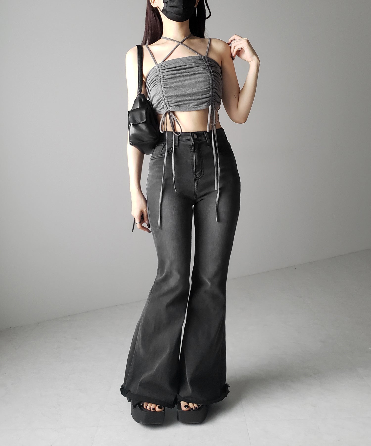 3WAYクロスストラップリボンシャーリングショートキャミソール / 3WAY cross strap ribbon shirring short camisole