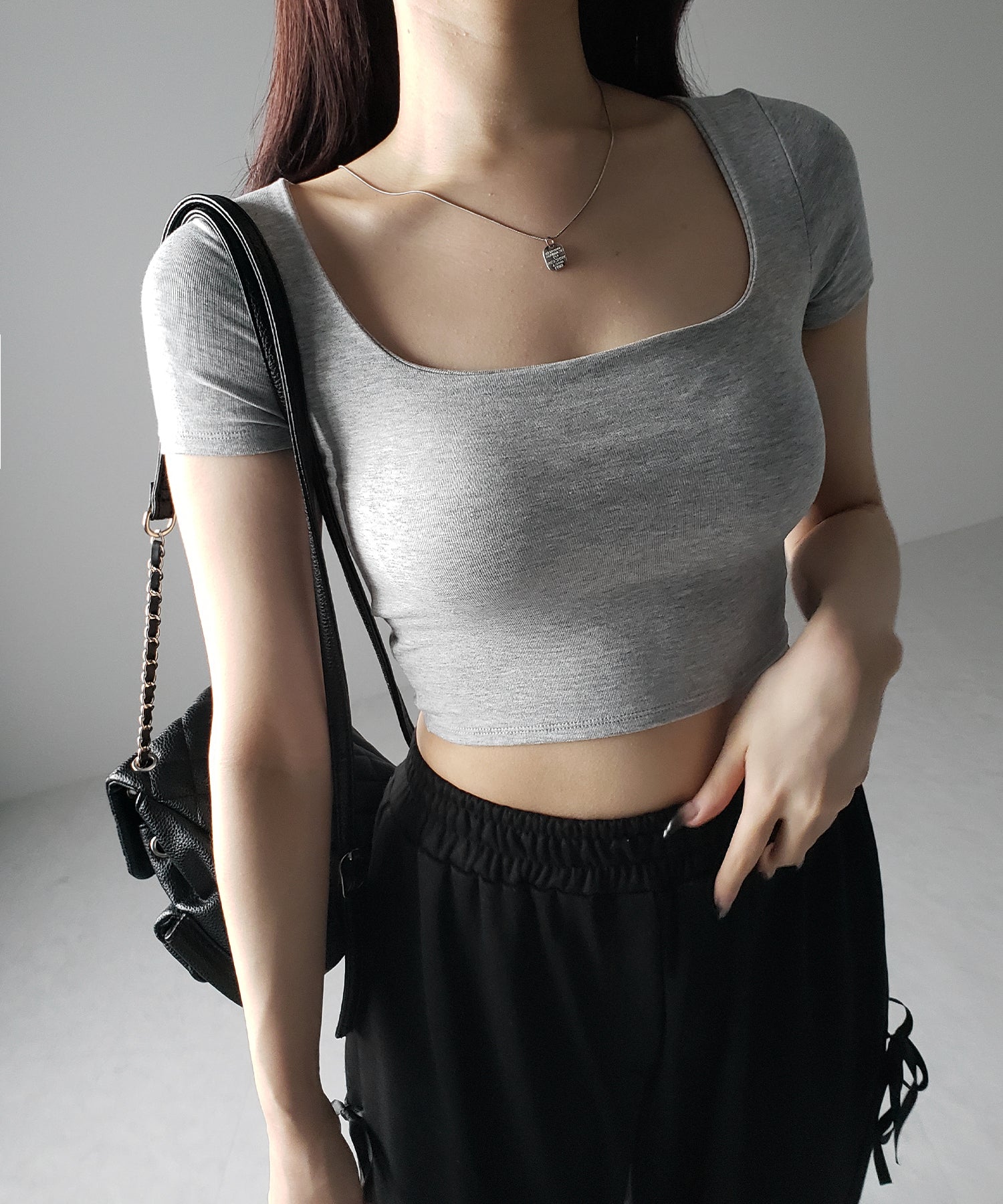 【 カップ付き 】スクエアネックショートちびTシャツ