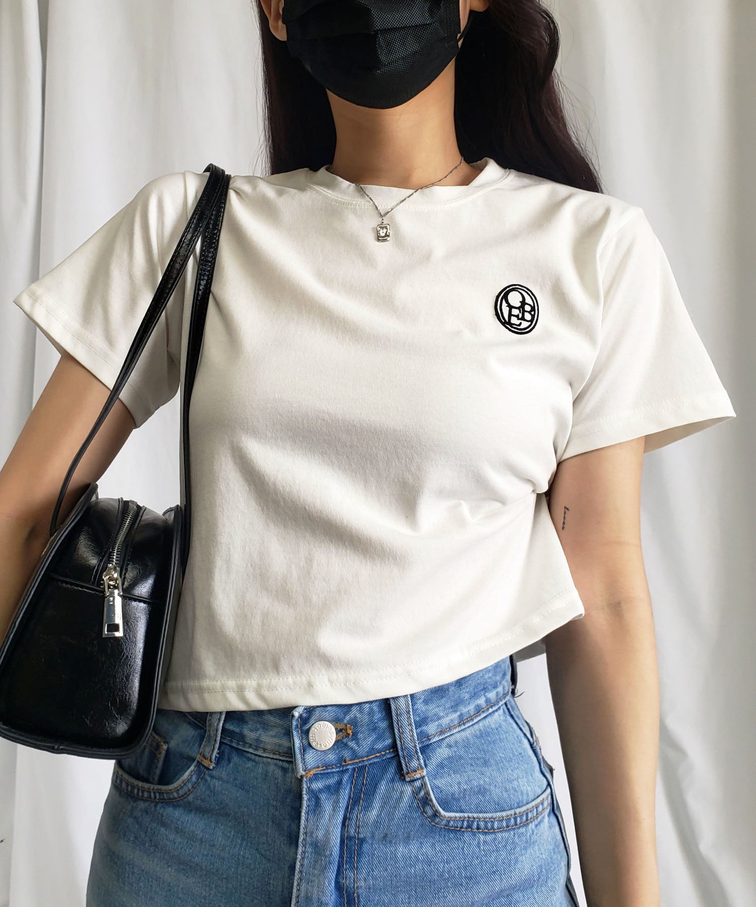 OBE刺繍 ミニロゴTシャツ【 韓国製 】