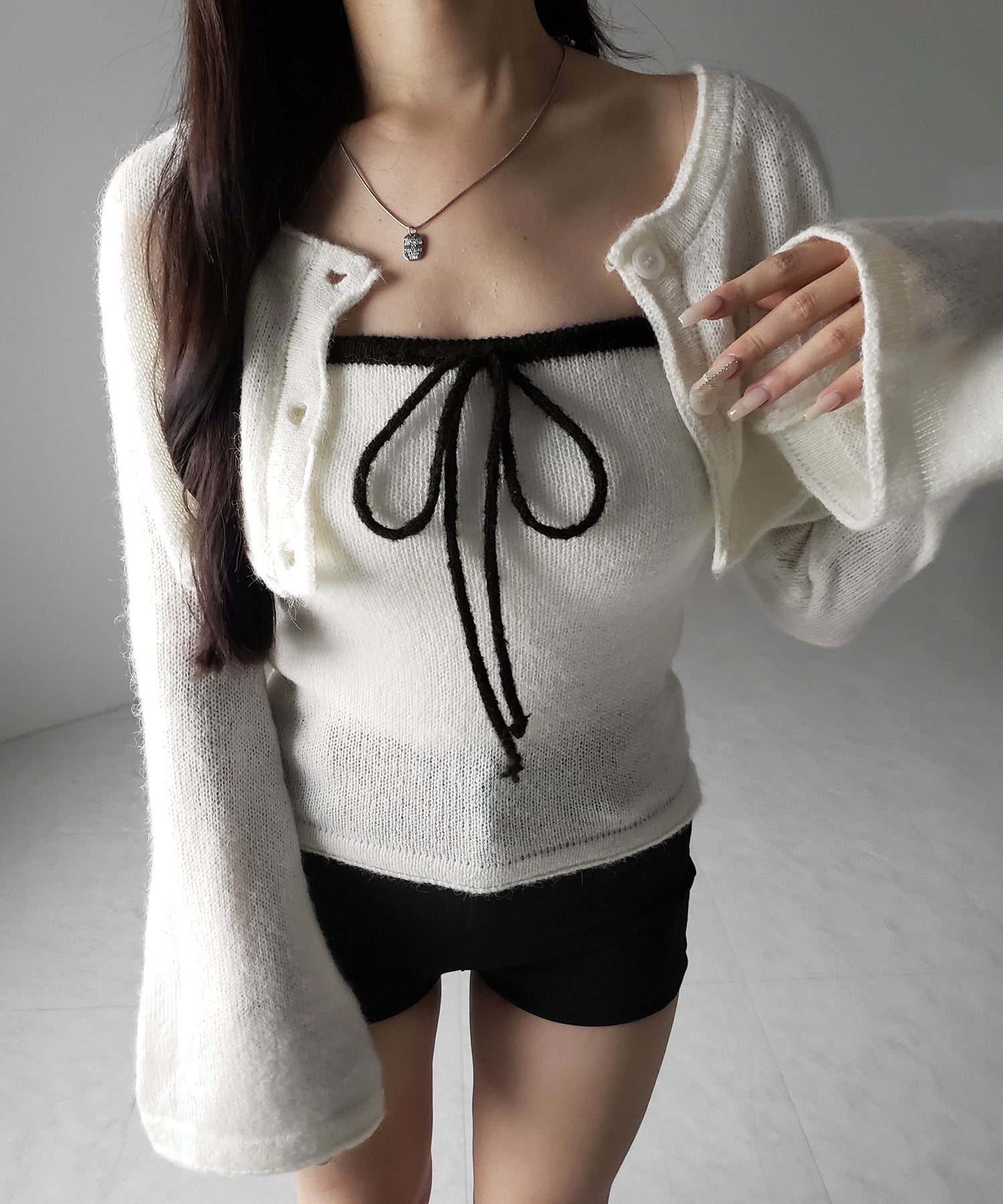 【 2点セット 】フロントリボンニットベアトップ + 長袖ショートカーディガン SET / front ribbon knit bare top + long sleeve short cardigan set