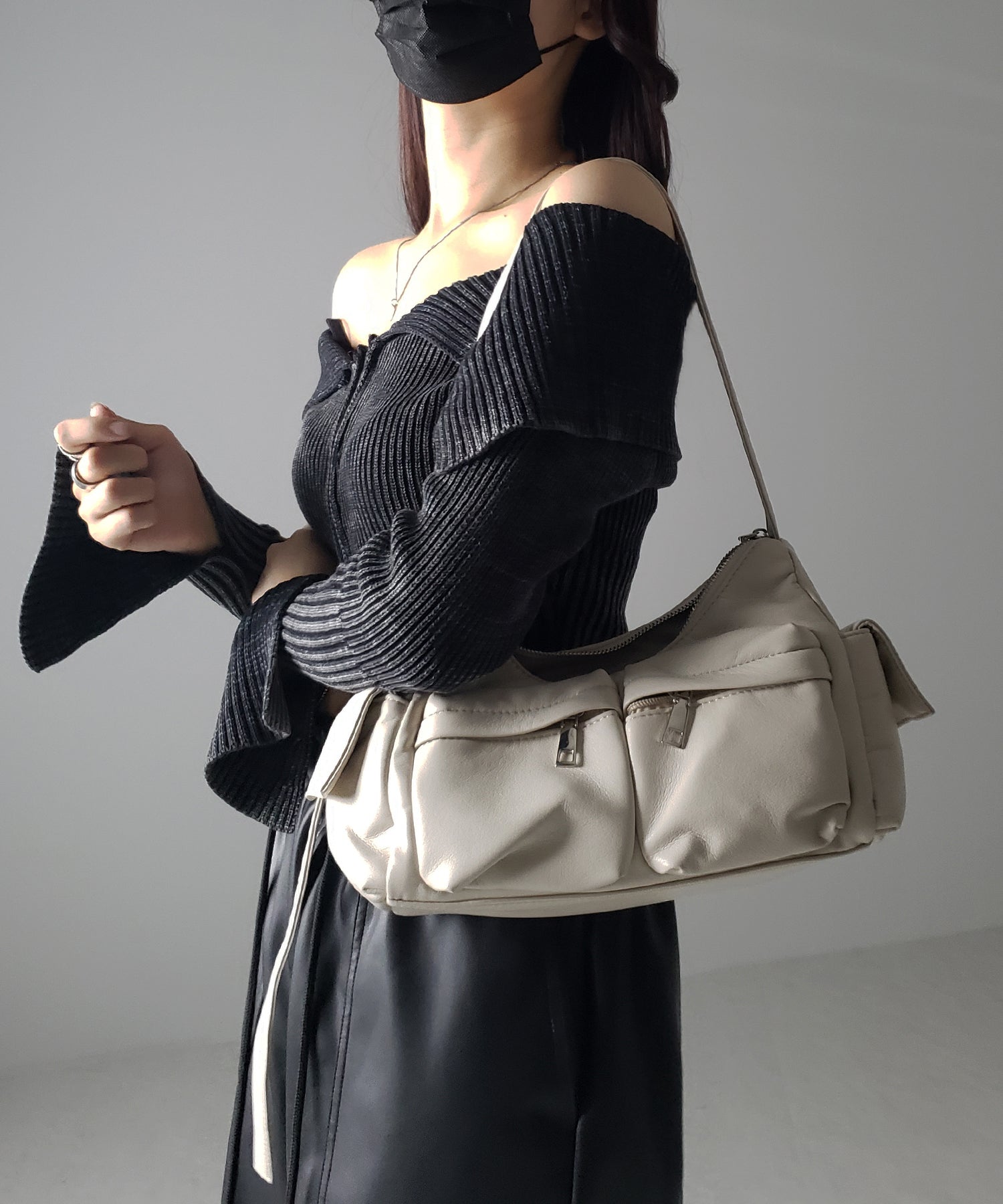 【 5color / 2WAY 】アウトポケットフェイクレザーショルダーバッグ