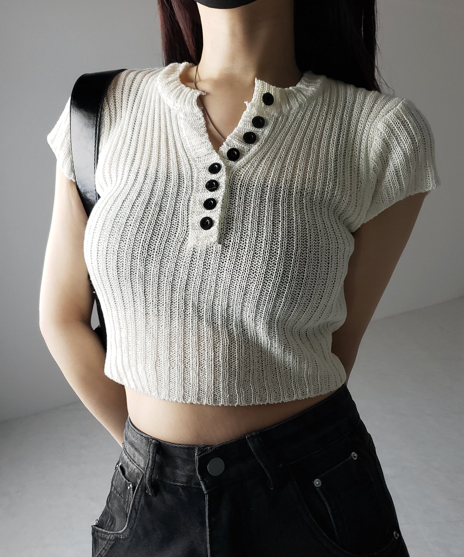 キーネックショートサマーリブニットトップス / Key neck short summer rib knit tops