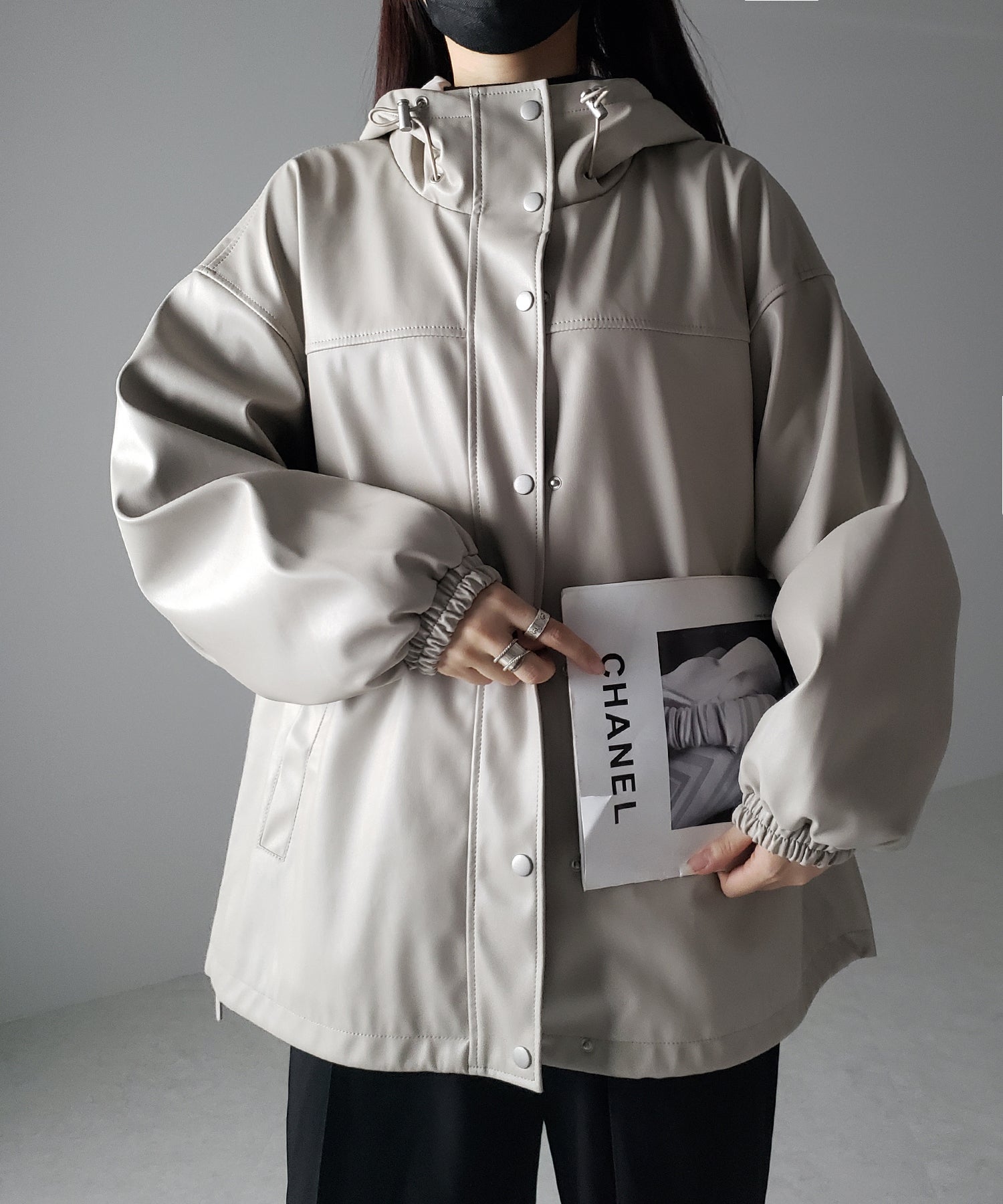 【 裾が絞れる2WAY / 3color 】フェイクレザービッグシルエットマウンテンパーカー