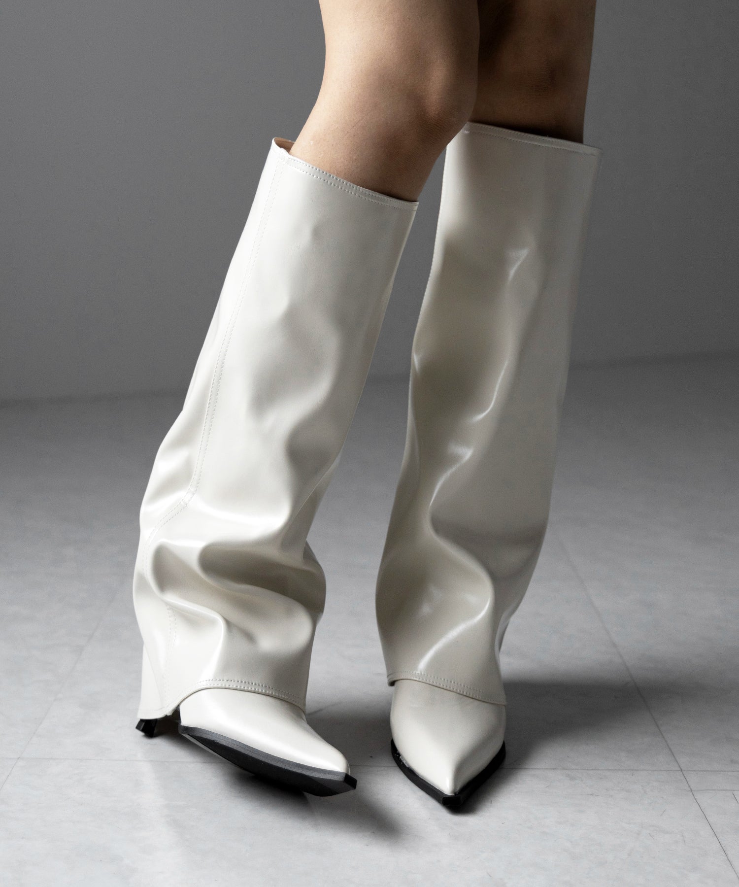【 2color 】ポインテッドトゥフェイクレザーカバーロングブーツ / pointed toe fake leather covered long boots