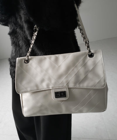 2WAY チェーンフェイクレザーフラップショルダーバッグ / 2WAY chain fake leather flap shoulder bag