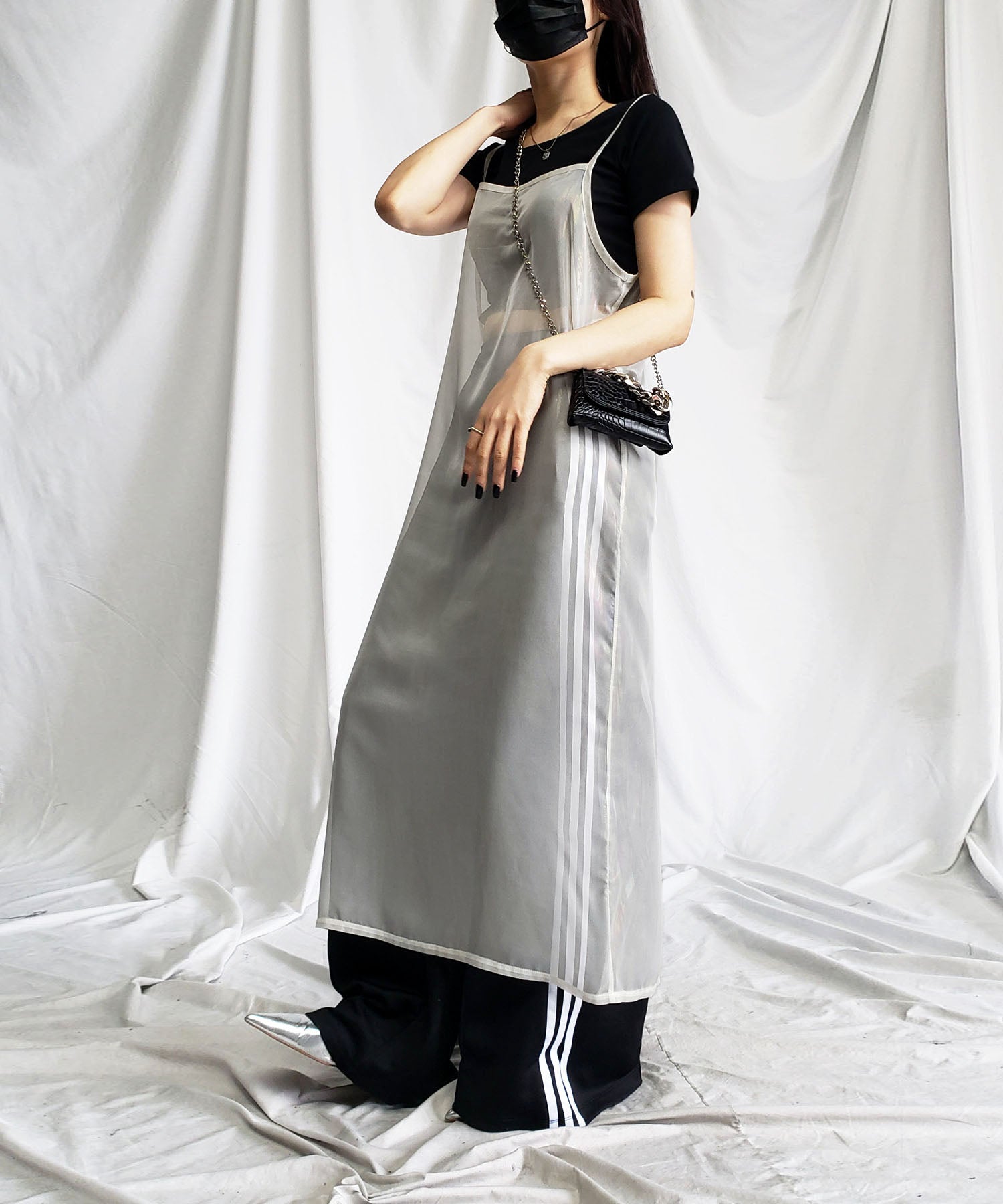 【 3color 】オーロラグロスオーガンジーバックスリットストレートキャミワンピース / Aurora gloss organdy backslit straight cami onepiece