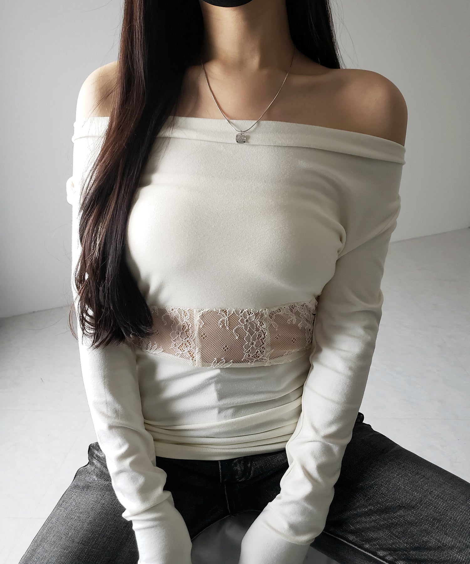 【 2color 】ウエストレースカットアウトオフショルトップス / waist lace cutout offshoulder tops