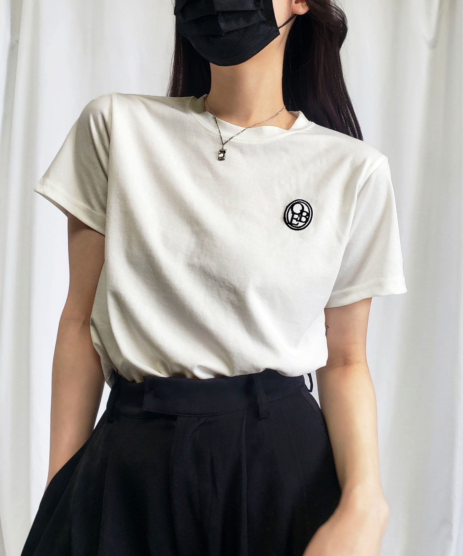 OBE刺繍 ミニロゴTシャツ【 韓国製 】