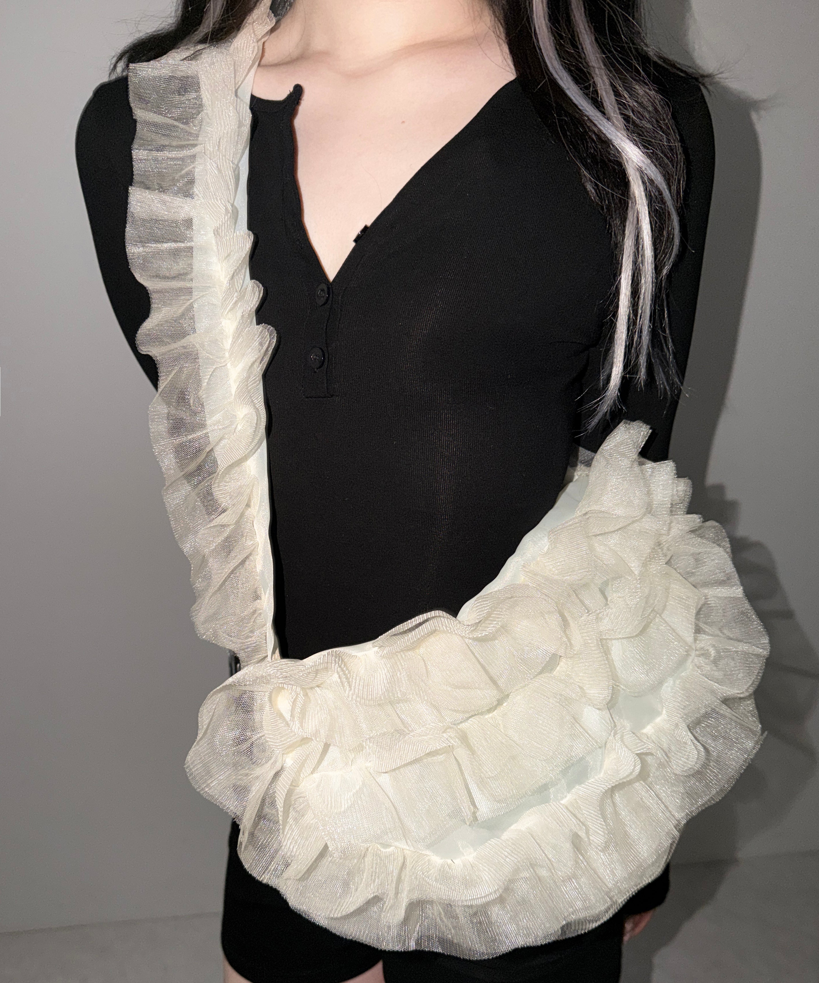 チュールフリルショルダーボディバッグ/ tulle frill shoulder body bag