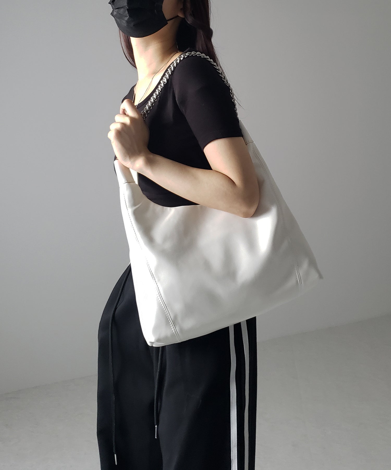 【 3color 】チェーンフェイクレザーショルダーバッグ