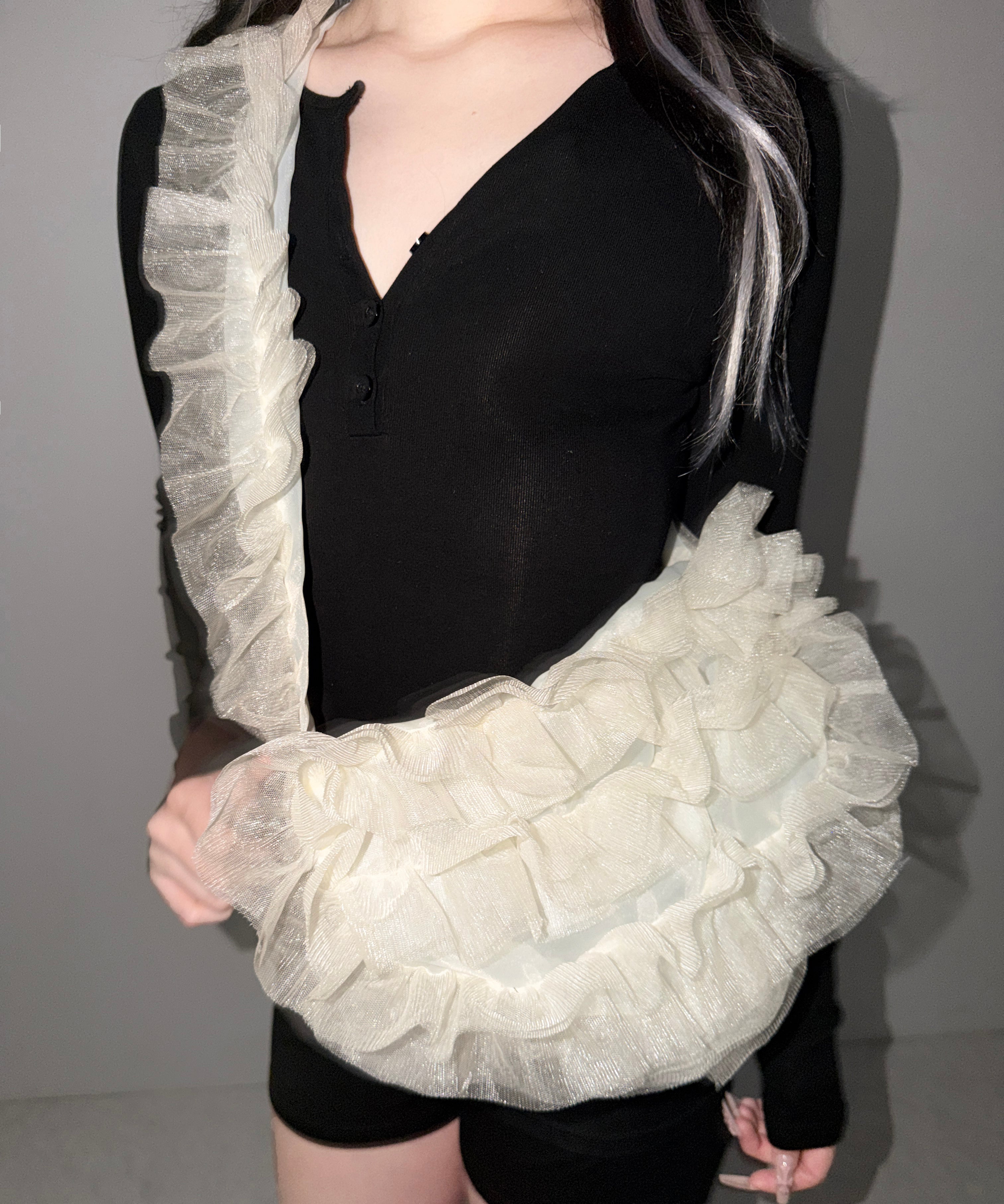 チュールフリルショルダーボディバッグ/ tulle frill shoulder body bag
