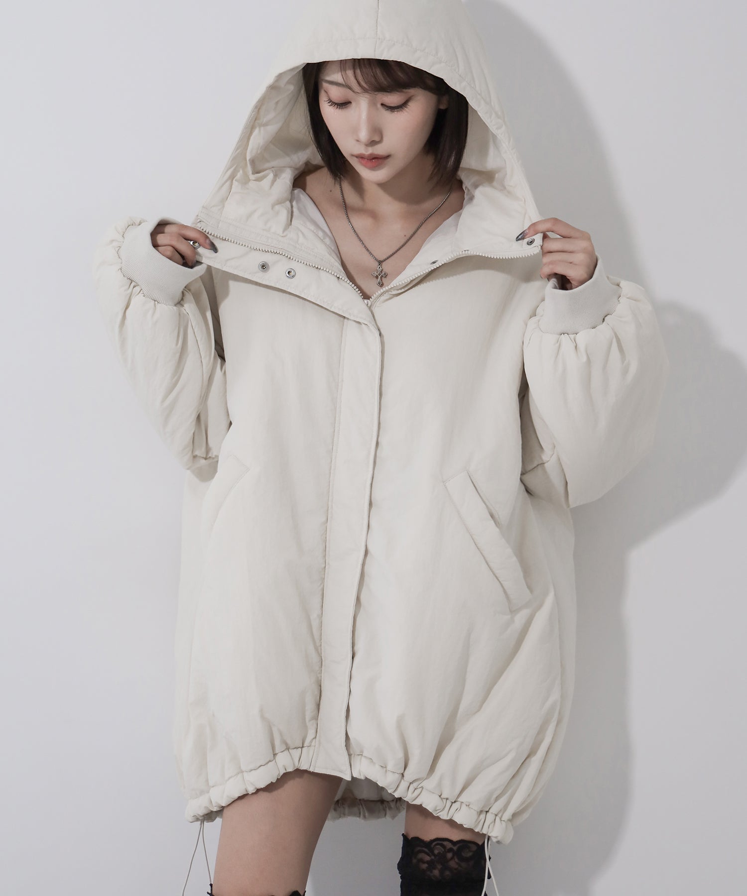 【 裾絞り可能2WAY 】フード付きパファーエコダウンモンスターコート / 2WAY Hooded puffer eco down monster coat