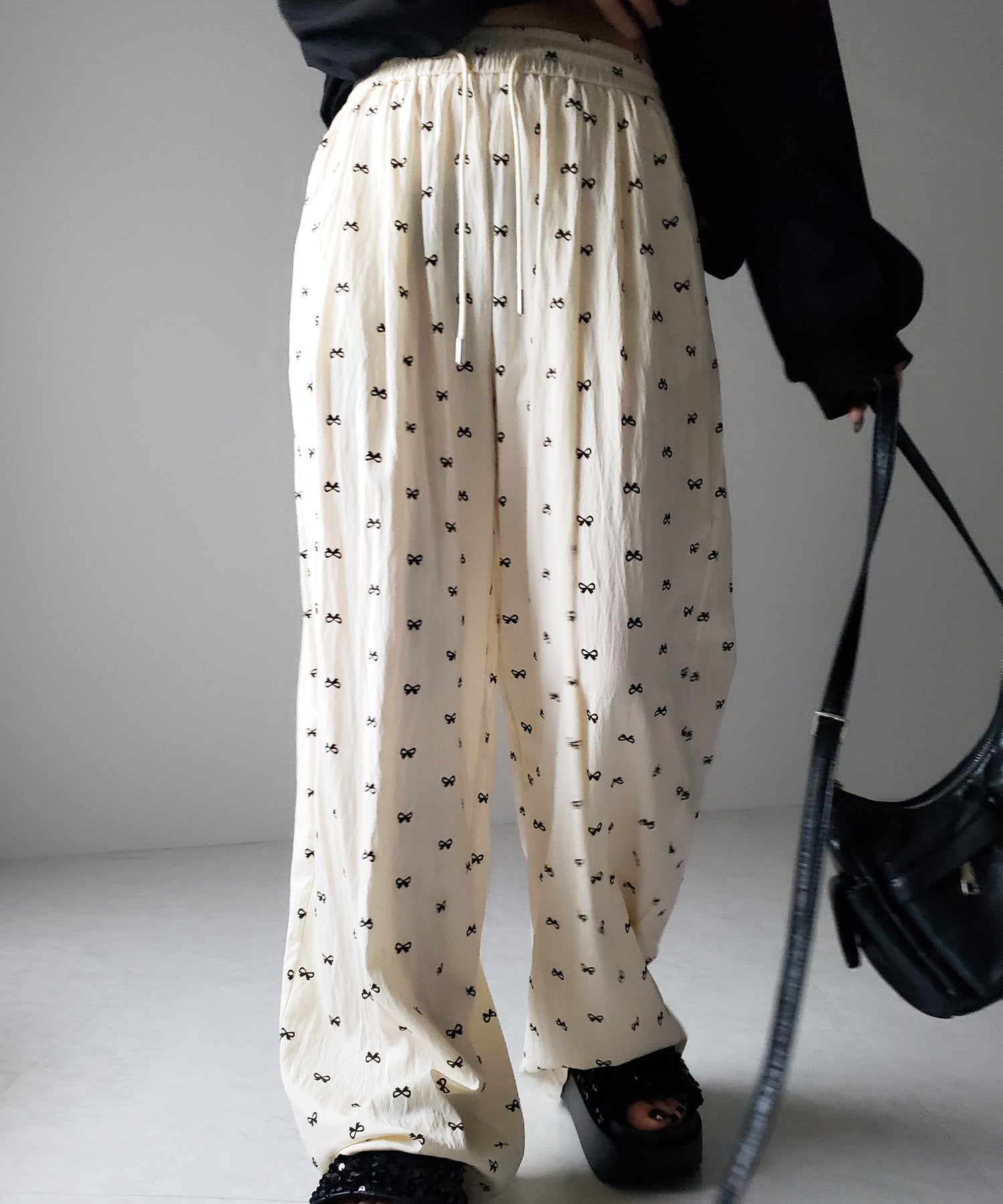 【 2color 】リボンプリントワイドイージーパンツ / ribbon print wide easy pants