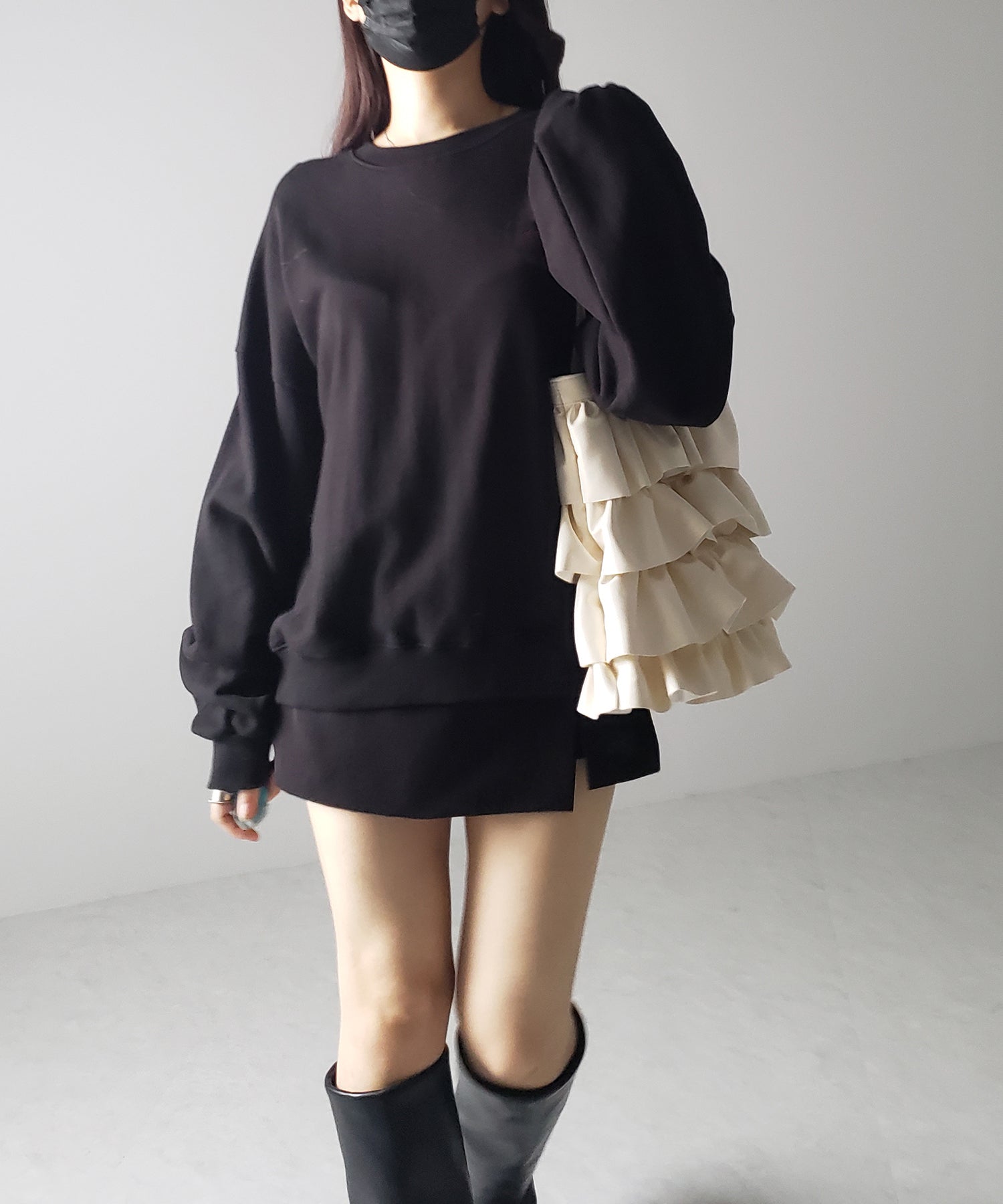 【 2color 】フリルフェイクレザーショルダーバッグ
