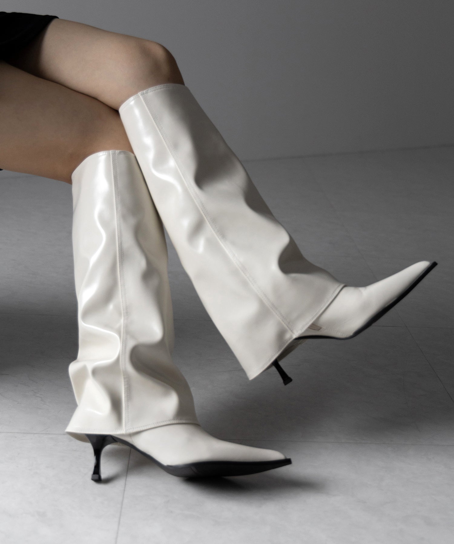 【 2color 】ポインテッドトゥフェイクレザーカバーロングブーツ / pointed toe fake leather covered long boots
