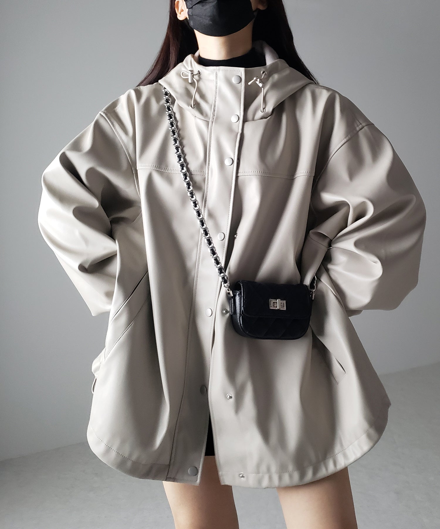 【 裾が絞れる2WAY / 3color 】フェイクレザービッグシルエットマウンテンパーカー