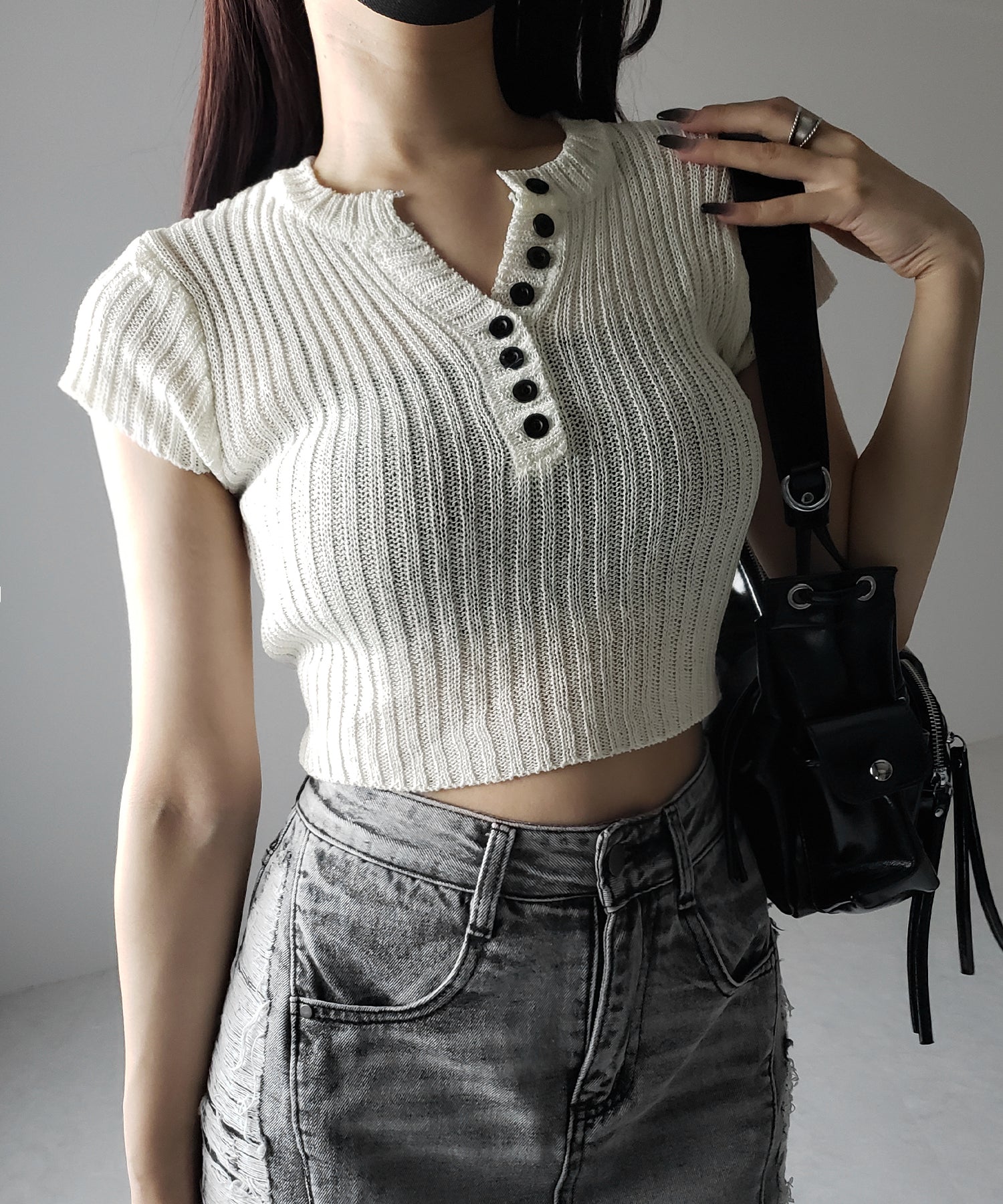 キーネックショートサマーリブニットトップス / Key neck short summer rib knit tops