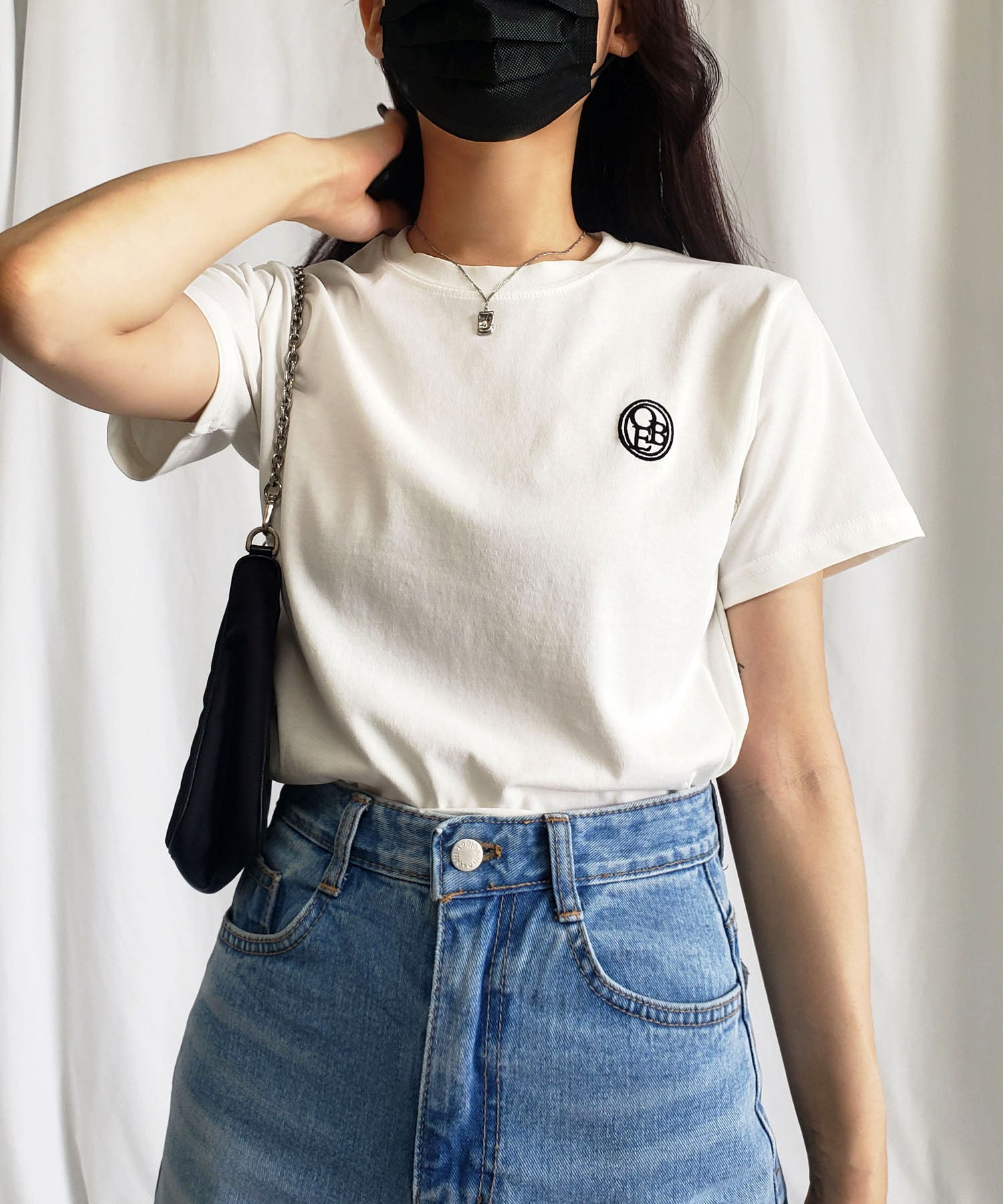 OBE刺繍 ミニロゴTシャツ【 韓国製 】