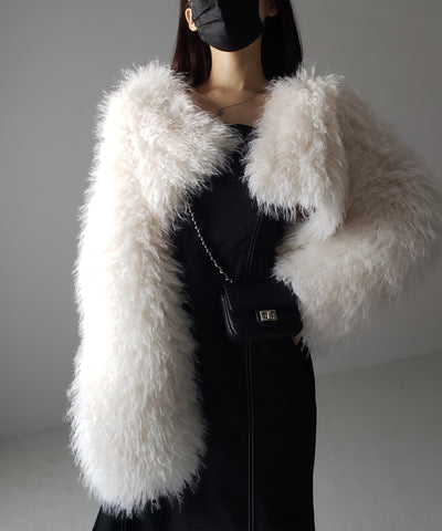 シャギーファーノーカラーボリュームショートコート/ shaggy fur nocollar volume short coat