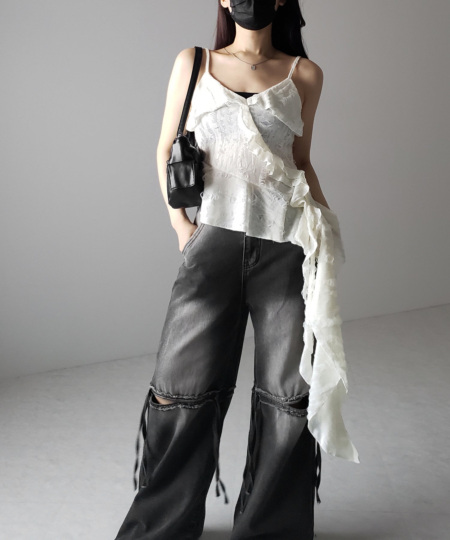 アシンメトリーダメージフリルキャミソール / asymmetry damage frill camisole