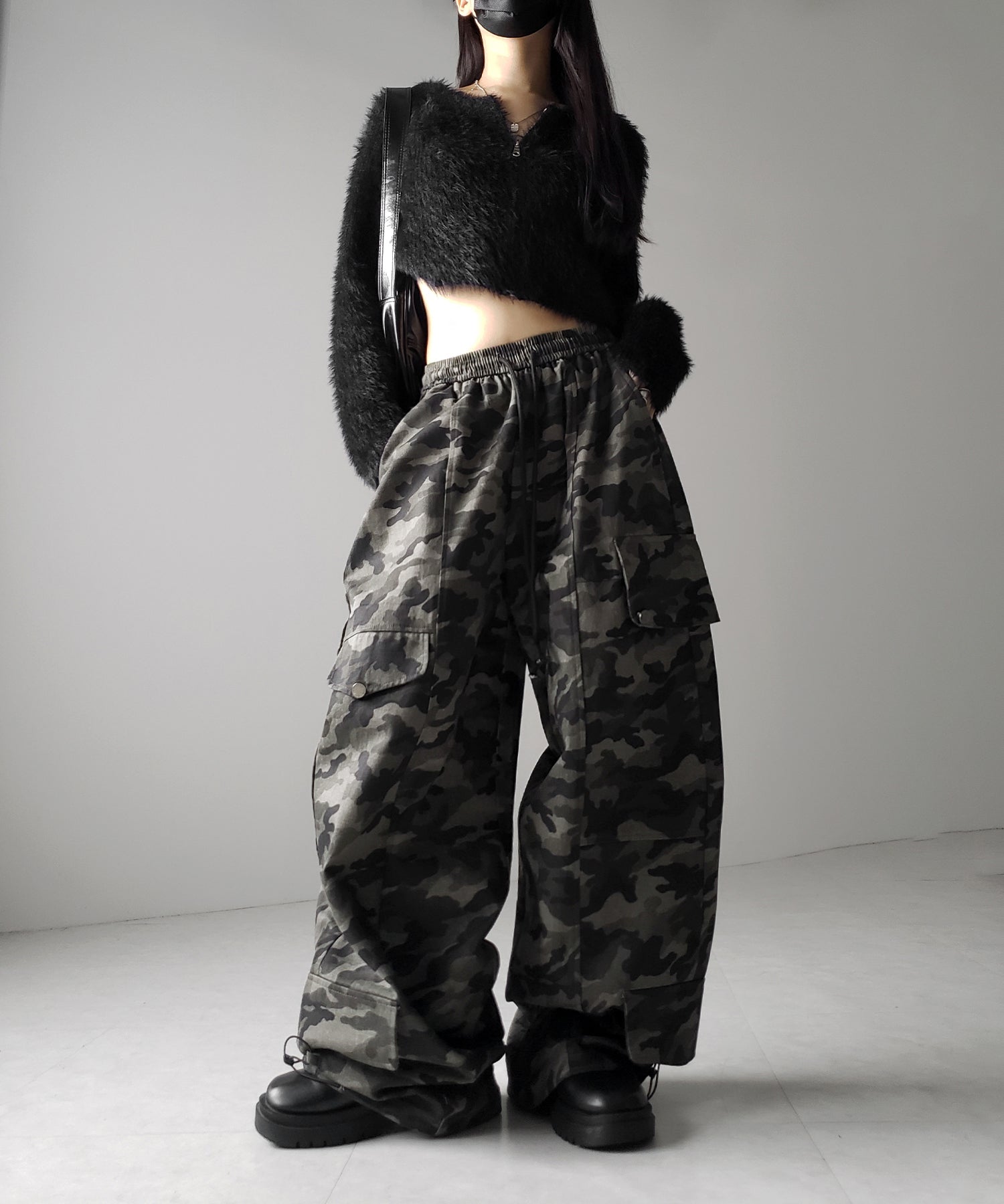 【 裾絞り可能2WAY 】カモフラミリタリーツイルワイドカーゴパンツ / camouflage military twill wide cargo pants