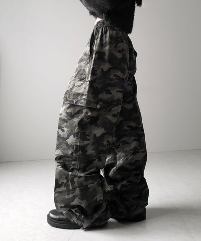 【 裾絞り可能2WAY 】カモフラミリタリーツイルワイドカーゴパンツ / camouflage military twill wide cargo pants