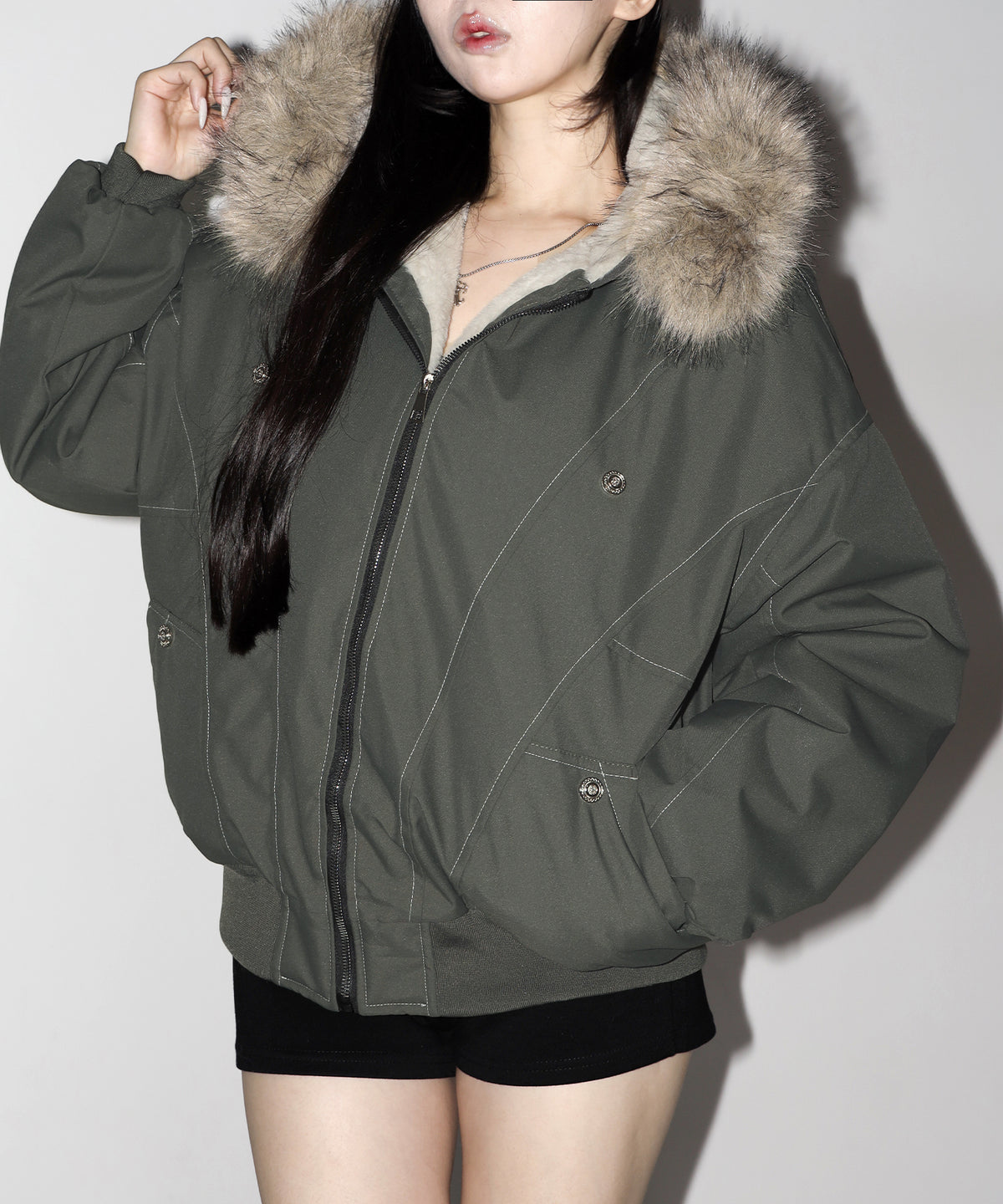 配色ステッチファーフード中綿オーバーブルゾン / stitch fur hood fake down over blouson