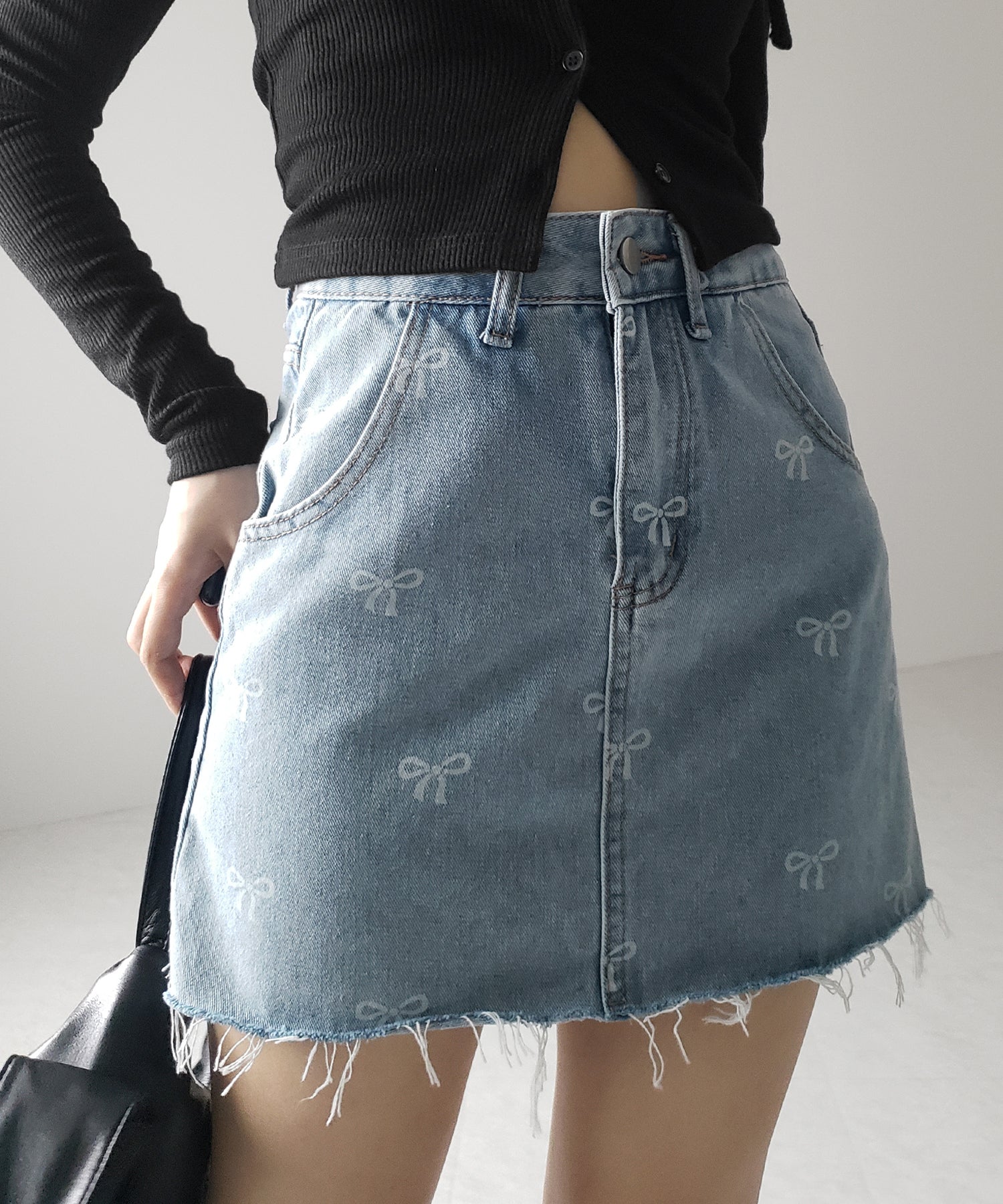 【 インパン裏地付き 】リボンプリントダメージデニムミニスカート / ribbon print damage denim mini skirt