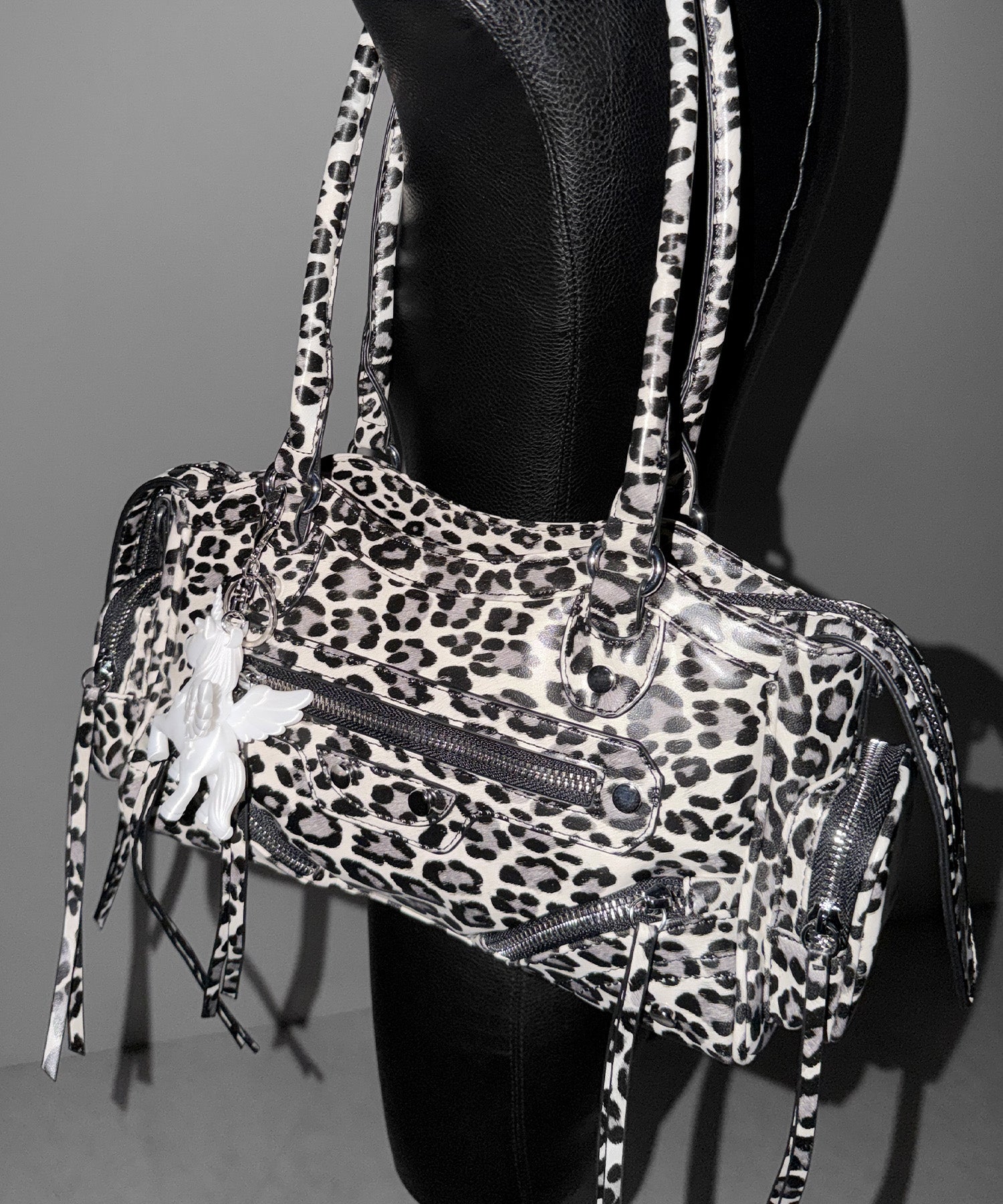 【 ショルダーストラップ付き2WAY 】ヴィンテージアウトポケットグランジボストンショルダーバッグ/ vintage out pocket grunge boston shoulder bag