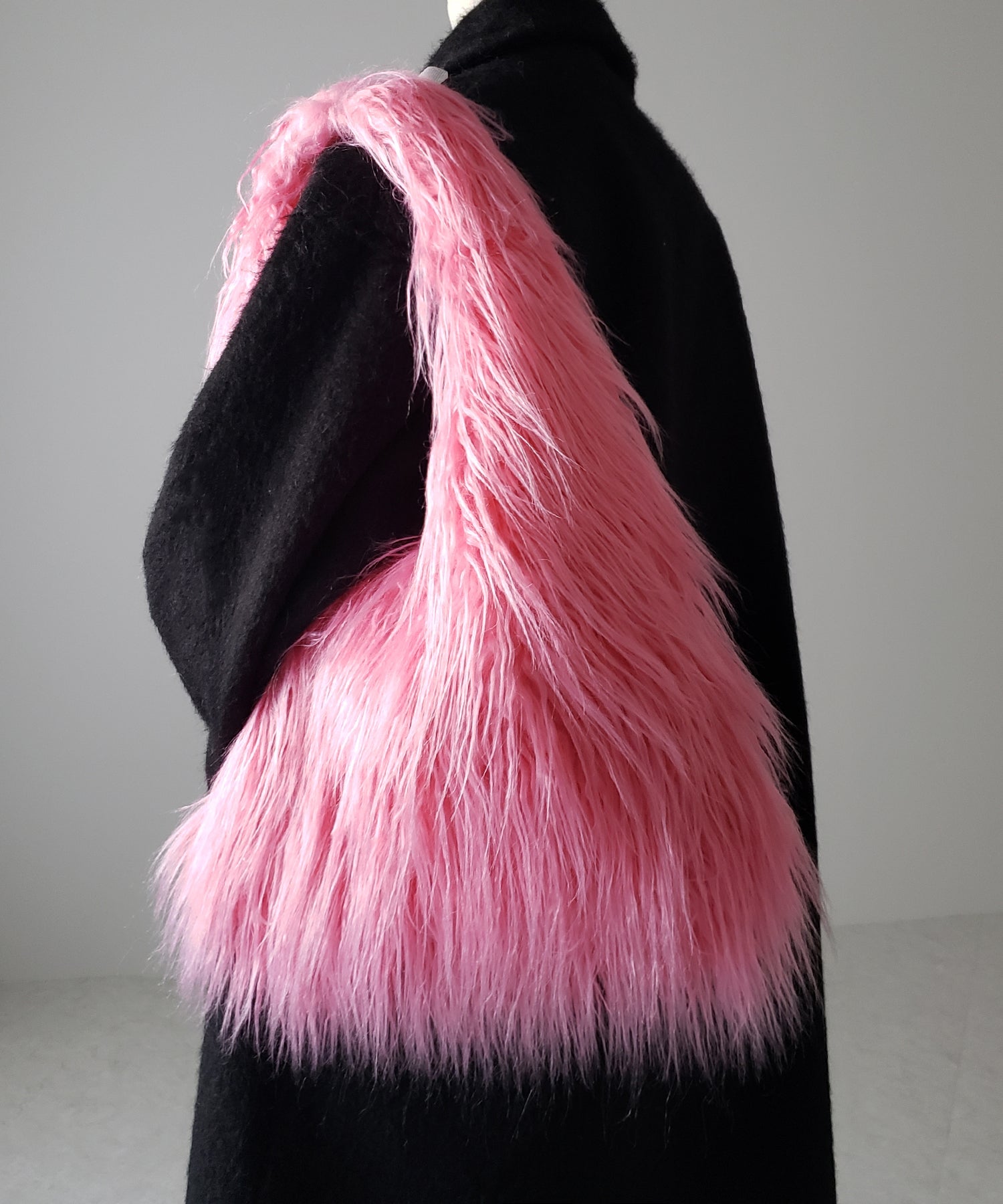 【 5color 】シャギーファーワンハンドルショルダーバッグ / shaggy fur onehandle shoulder bag