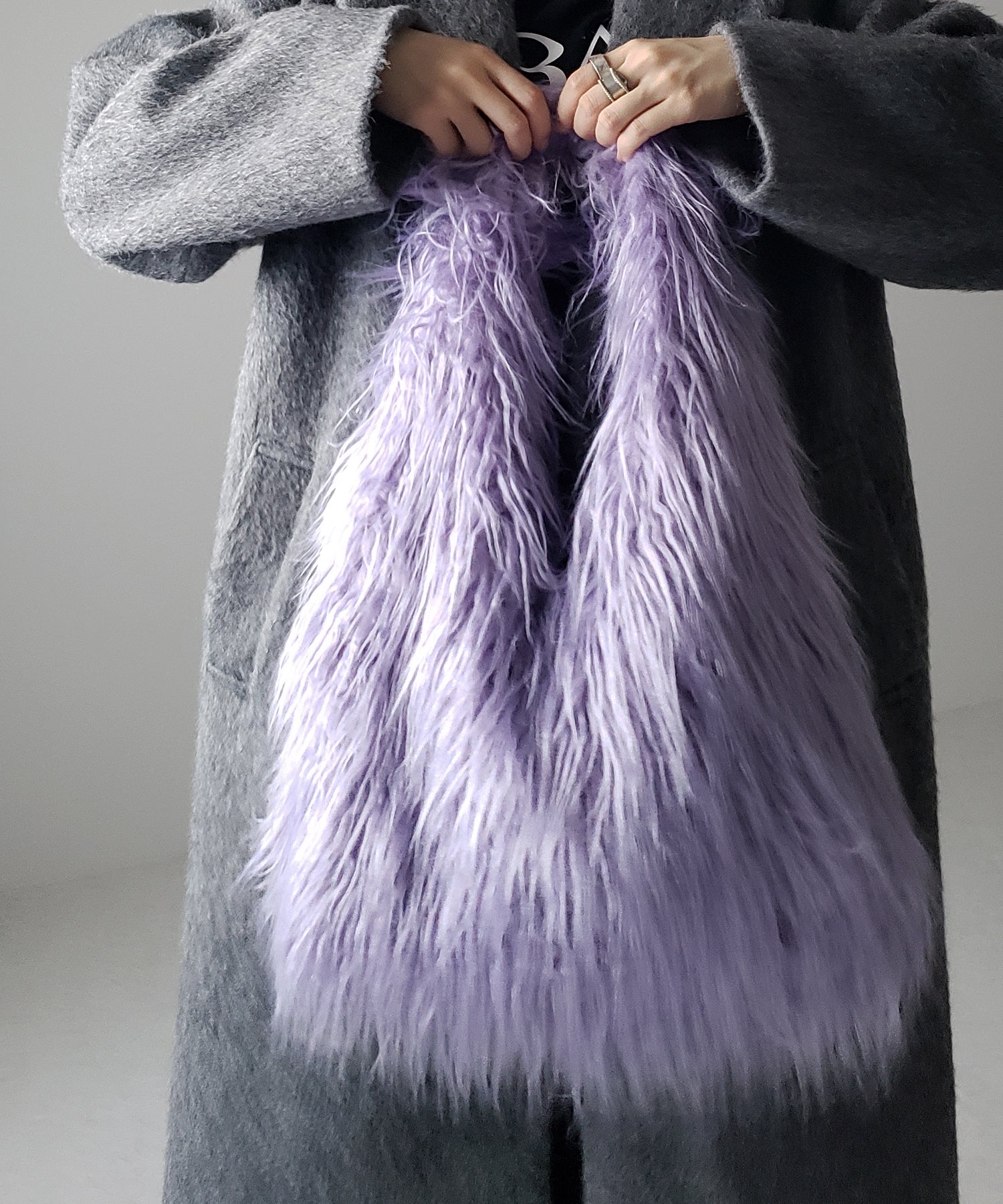 【 5color 】シャギーファーワンハンドルショルダーバッグ / shaggy fur onehandle shoulder bag