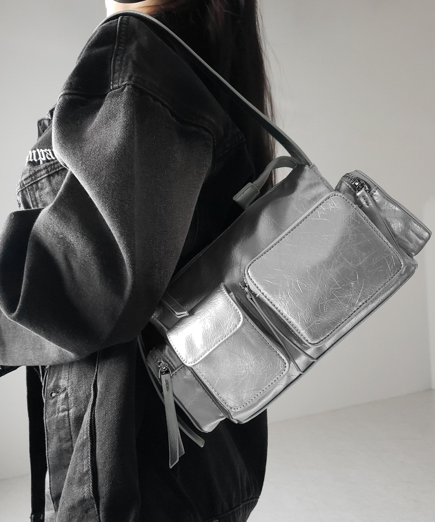 【 3color 】4アウトポケットヴィンテージスクエアショルダーバッグ / 4 outpocket vintage square shoulder bag