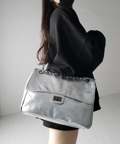 2WAY チェーンフェイクレザーフラップショルダーバッグ / 2WAY chain fake leather flap shoulder bag