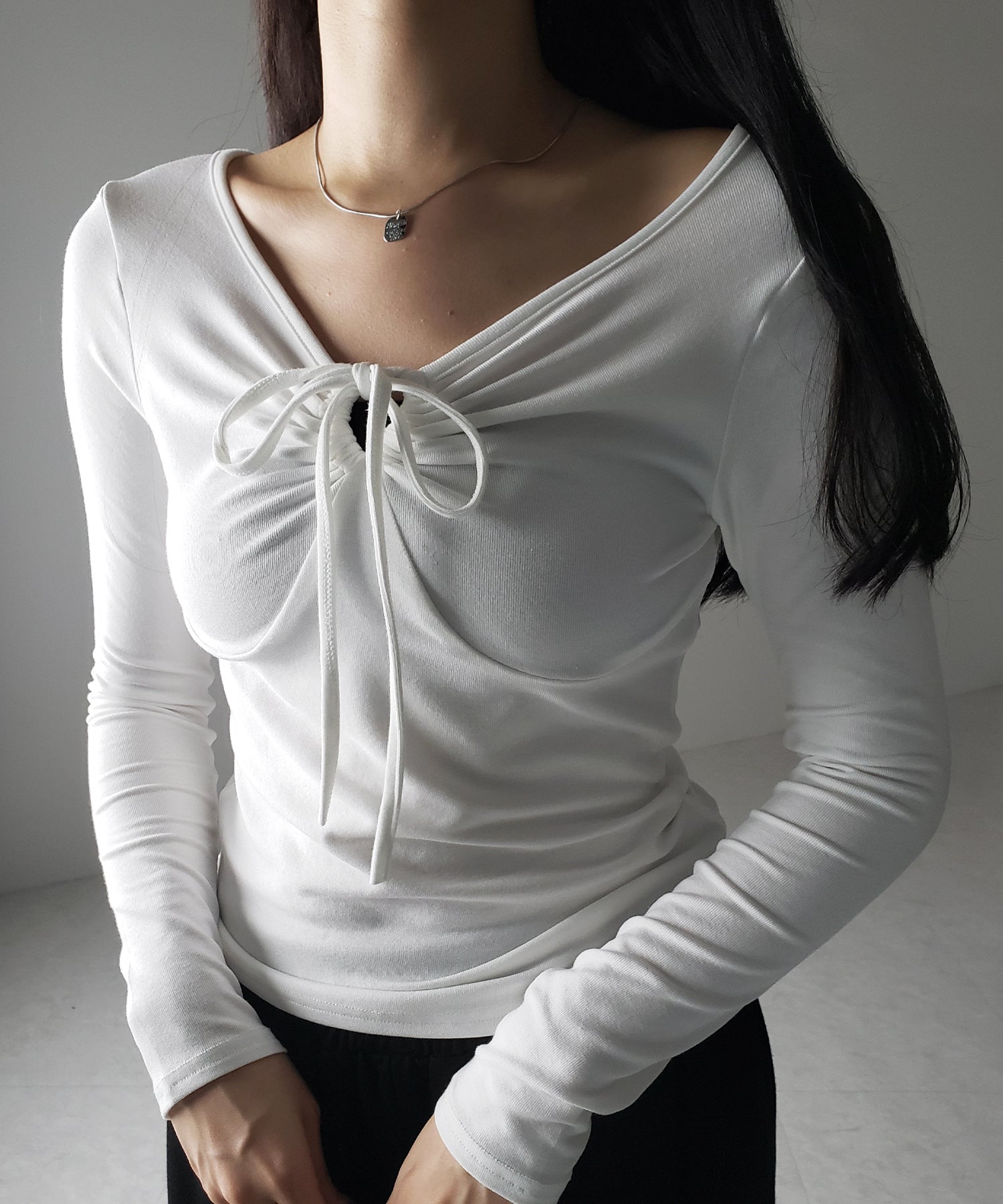 【 3WAY 】クロスストラップリボンギャザーカットソートップス / cross strap ribbon gather cutsew tops