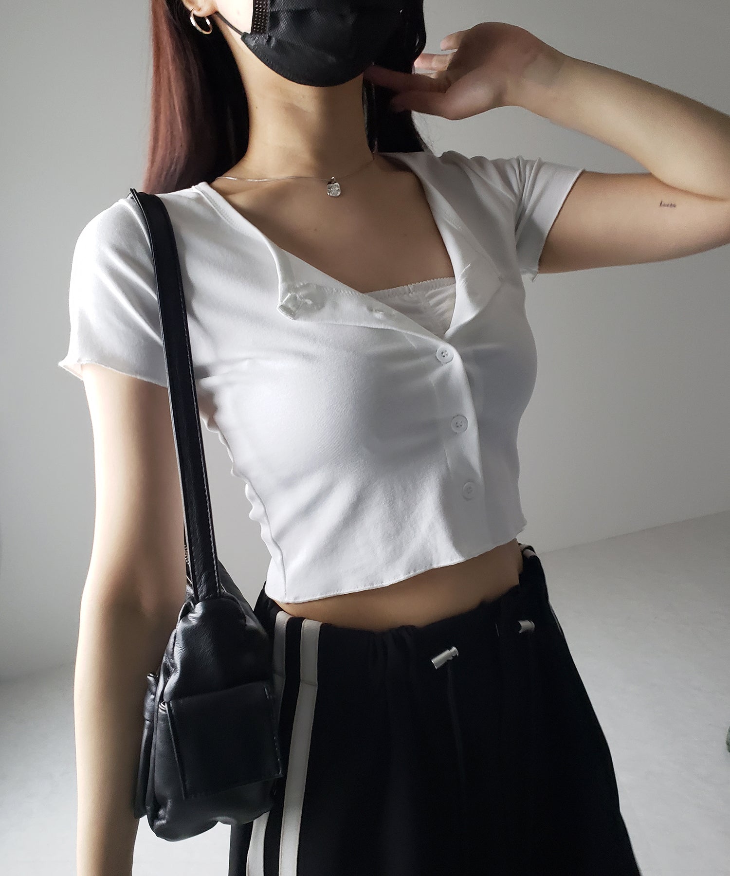 【 3color 】フロントボタン半袖メローショートTシャツ / front button mellow short Tee
