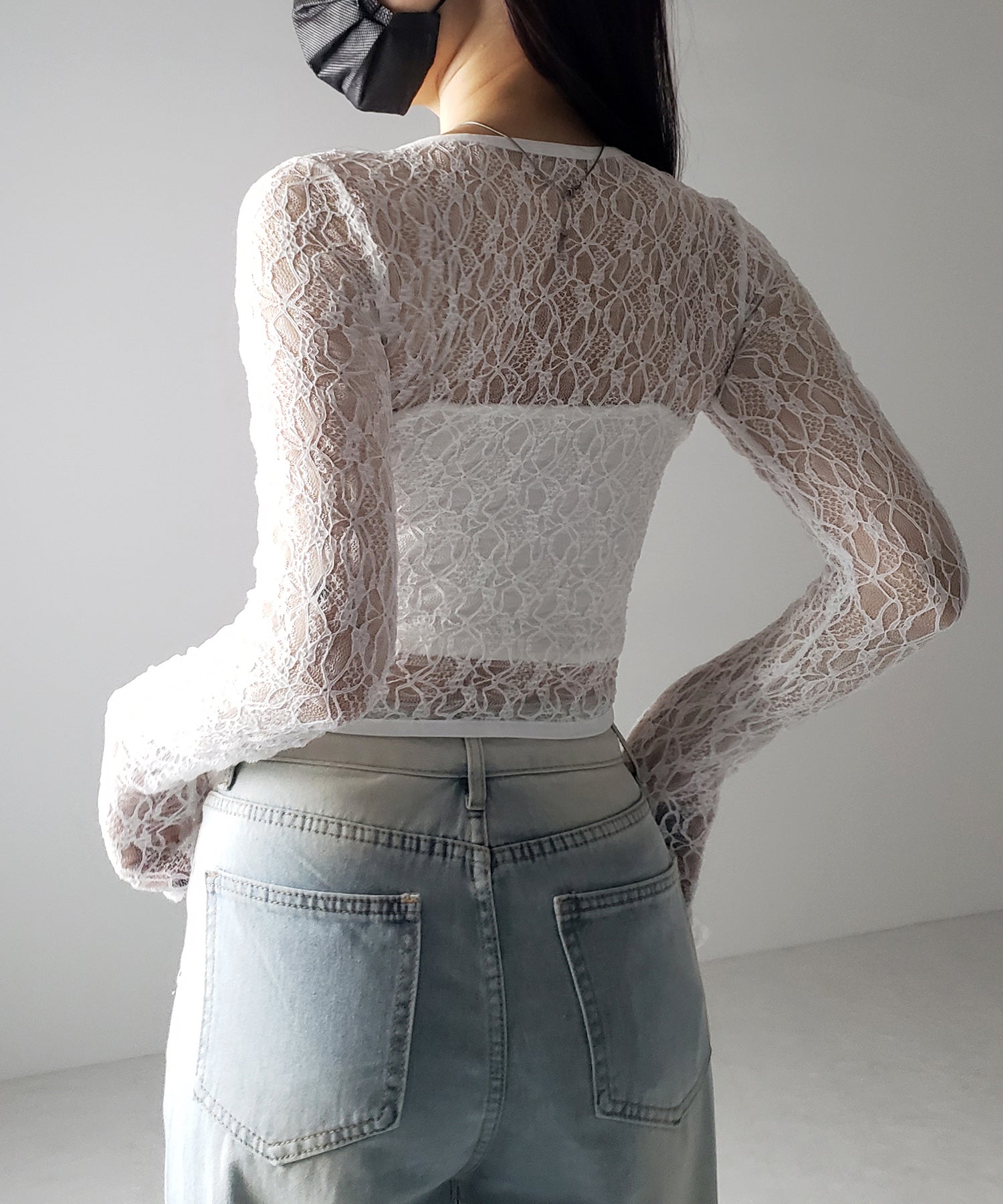 【 2color 】フロントボタンショートレースカーディガン / front button short lace cardigan