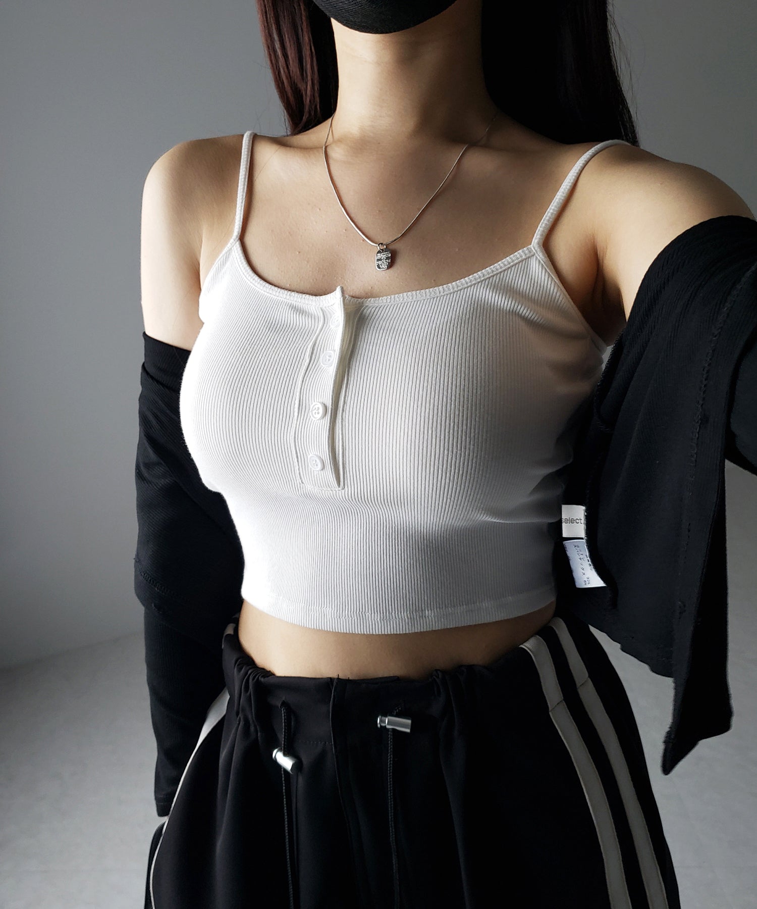 【 カップ付き 】フロントボタンヘンリーネックショートリブキャミソール / front button henry neck short rib camisole