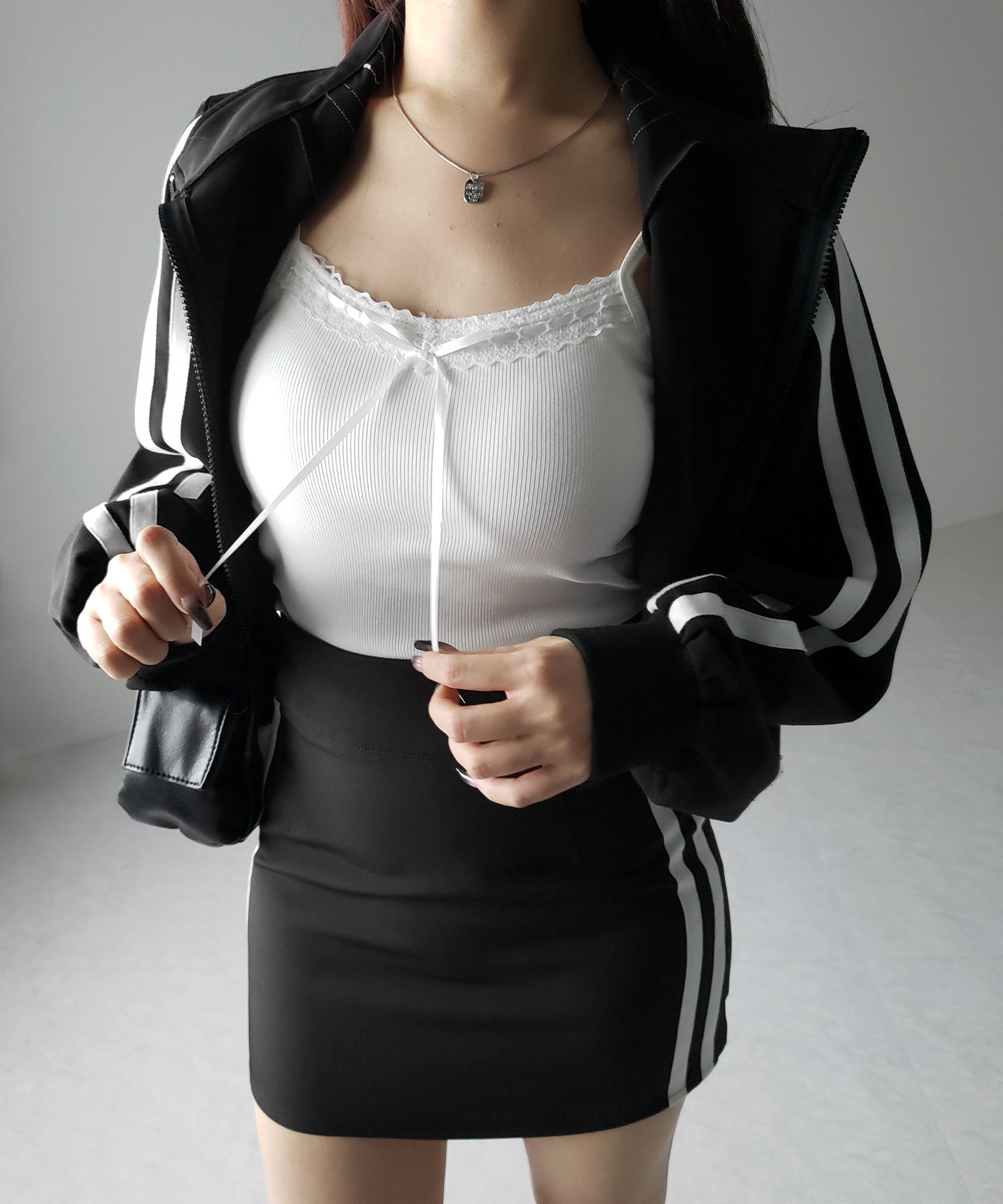 【 カップ付き 】サテンリボンレースリブキャミソール / satin ribbon lace lib camisole
