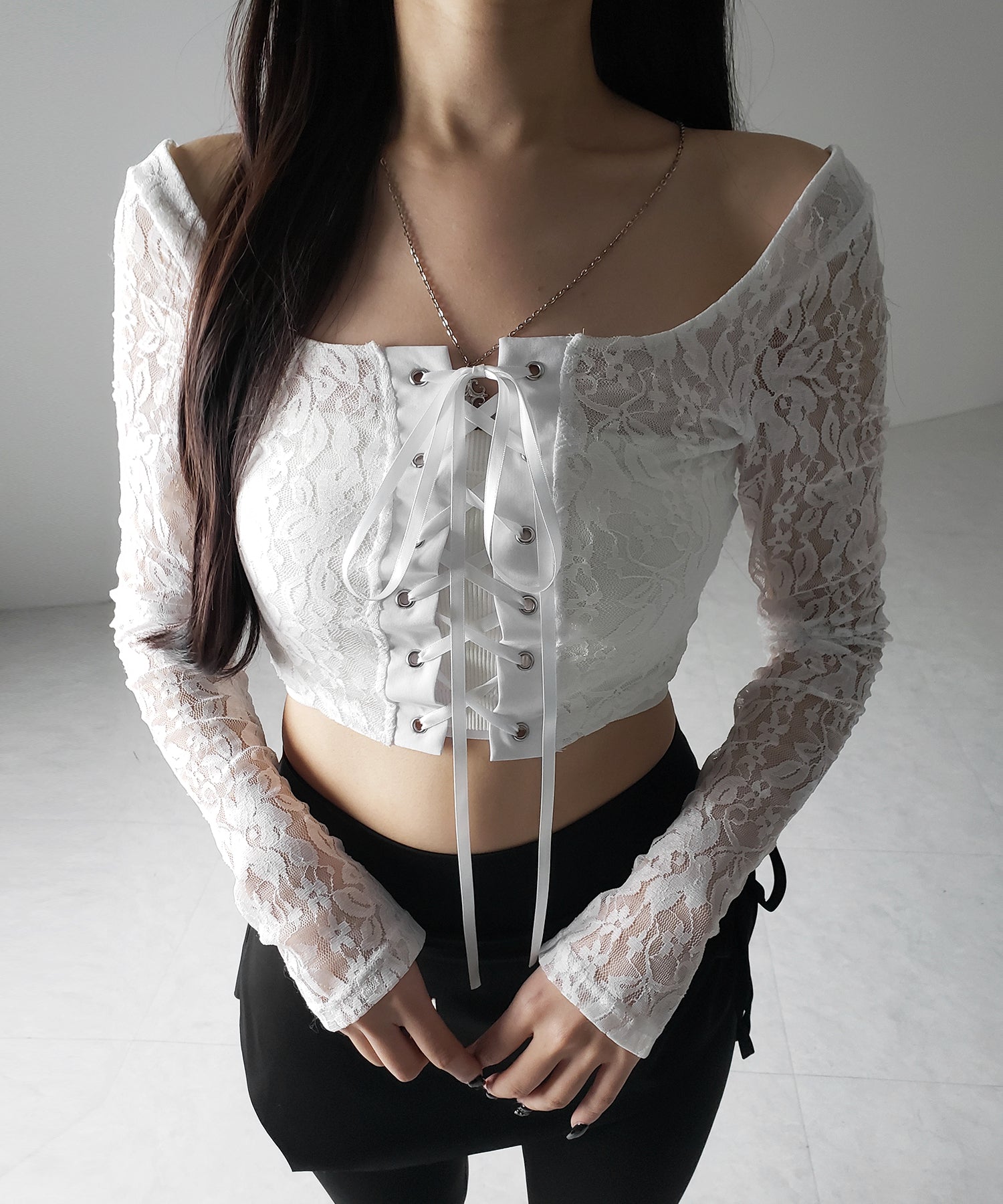 【 2color 】レースアップコルセットリボンショートレーストップス / laceup corset ribbon short lace tops