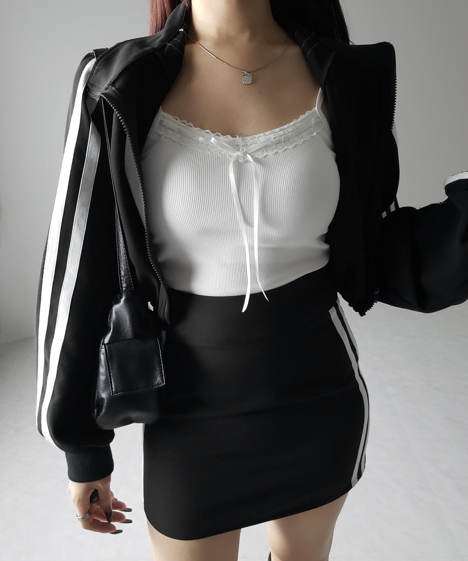 【 カップ付き 】サテンリボンレースリブキャミソール / satin ribbon lace lib camisole
