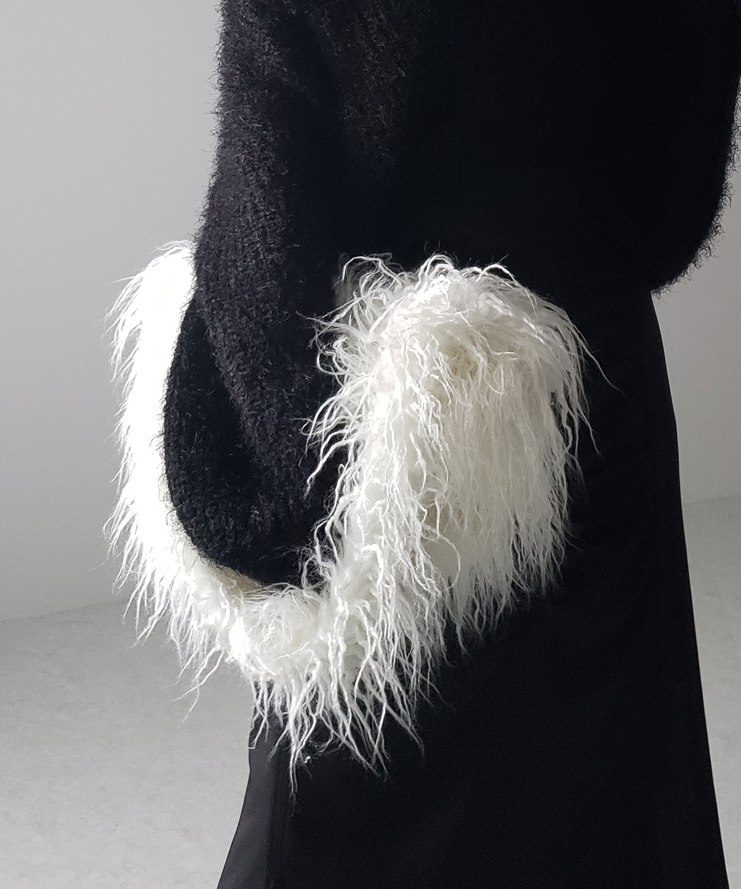 【 4color 】シャギーファーハートショルダーバッグ / shaggy fur heart shoulder bag