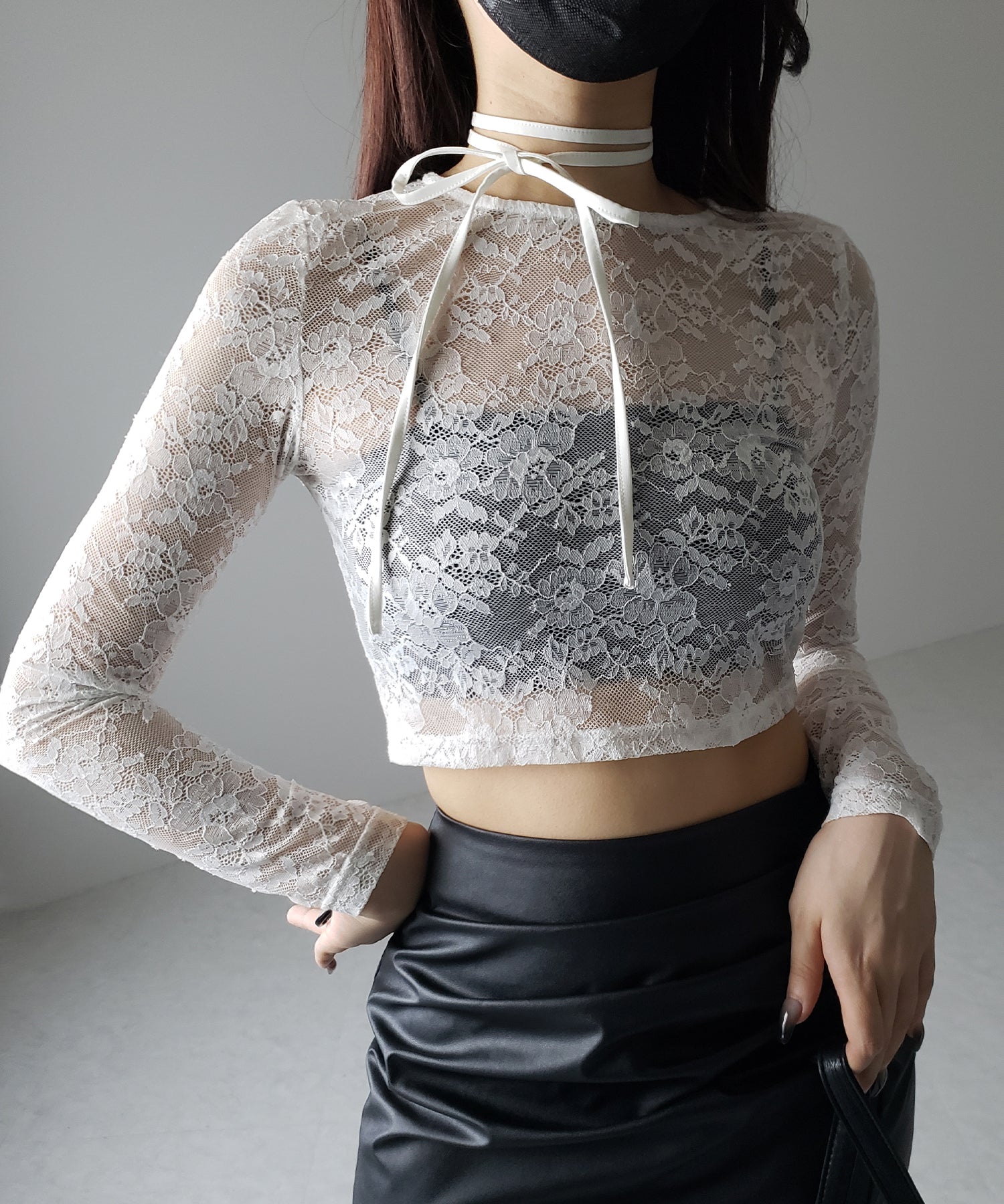 【 2color 】ストラップリボンショートレーストップス / strap ribbon short lace tops