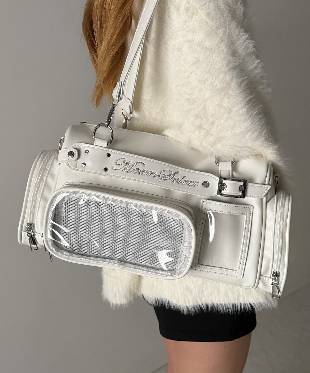 クリアポケット付きレタリング刺繍ショルダーバッグ / clear pocket lettering embroidery shoulder bag