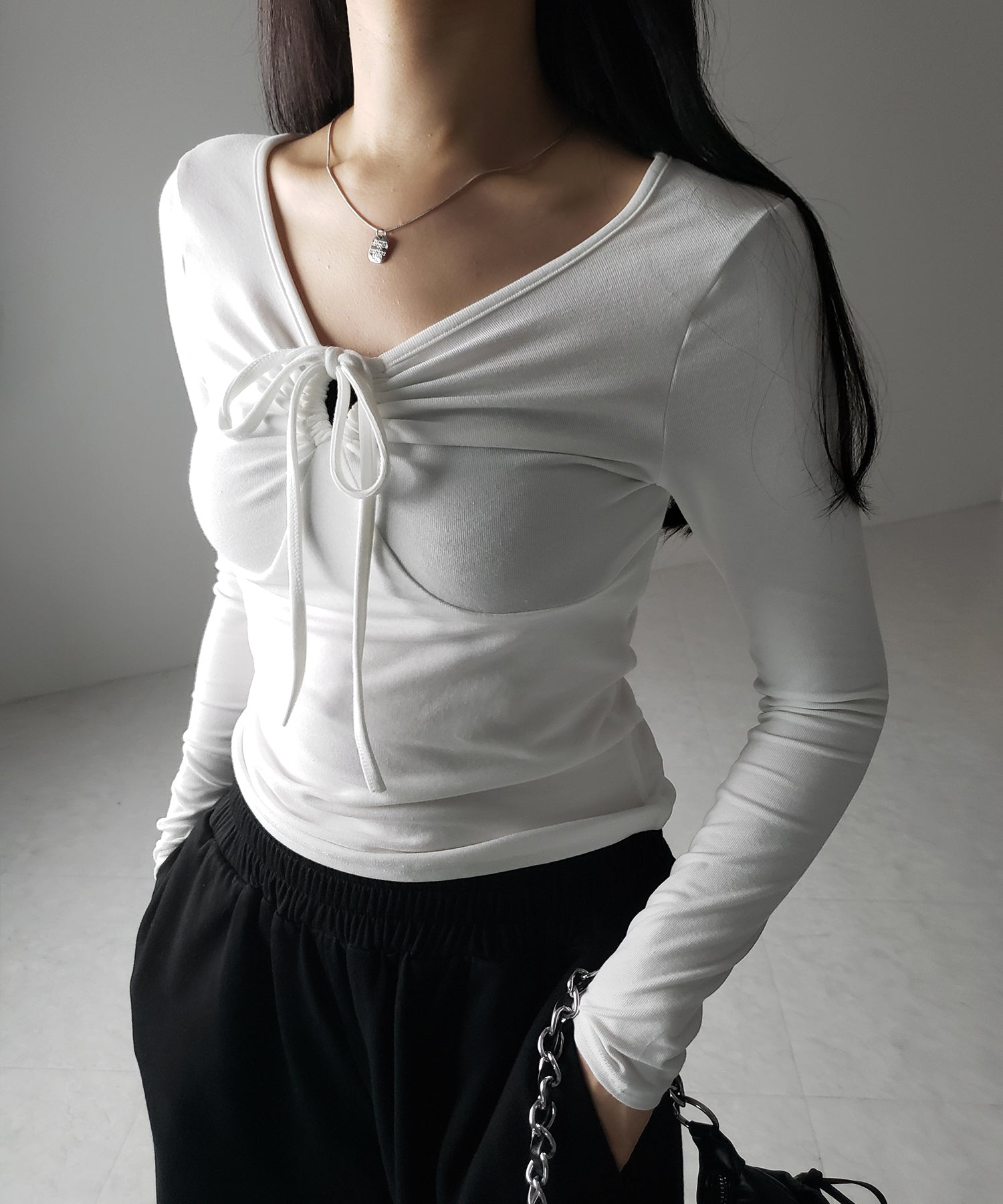 【 3WAY 】クロスストラップリボンギャザーカットソートップス / cross strap ribbon gather cutsew tops