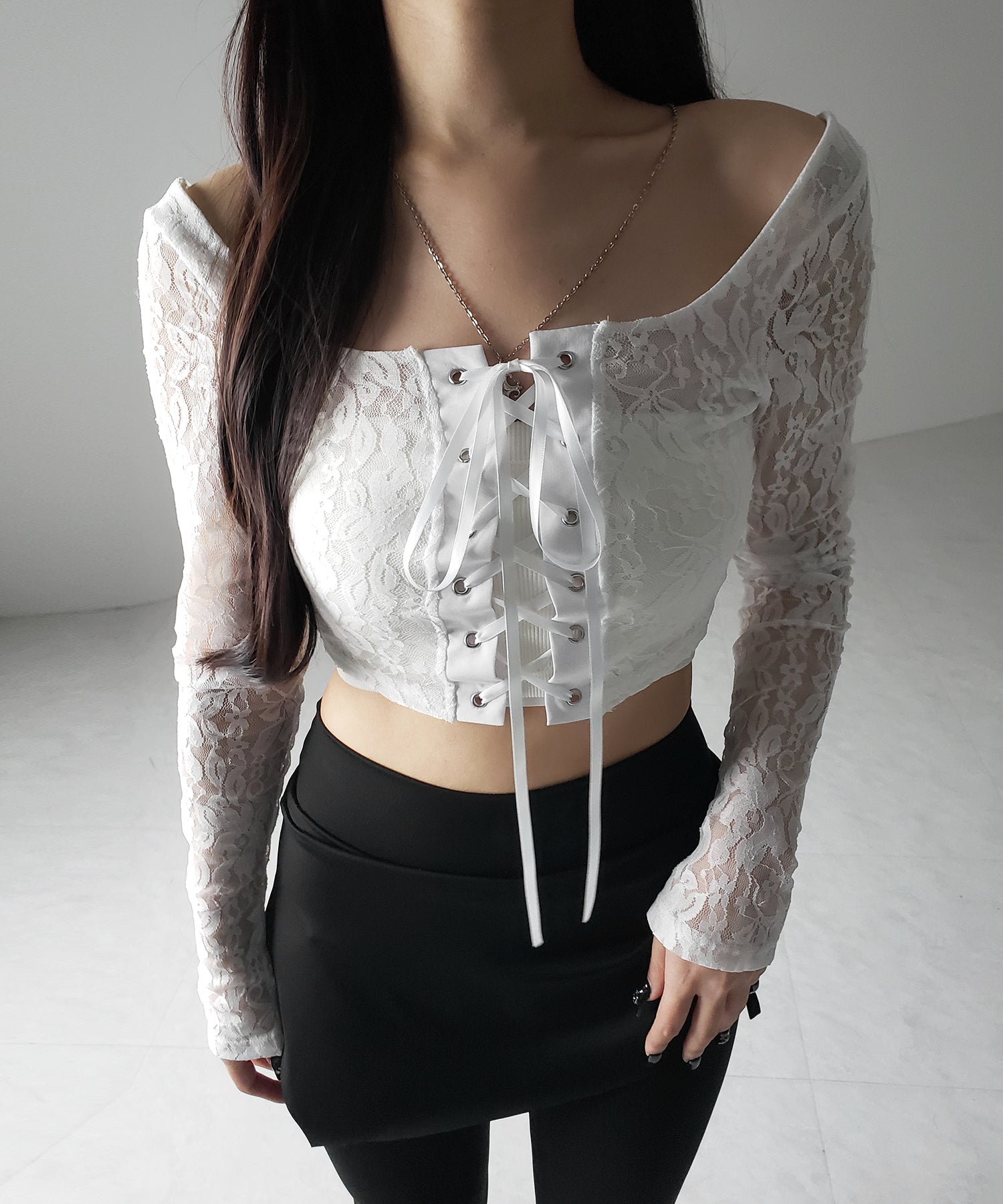 【 2color 】レースアップコルセットリボンショートレーストップス / laceup corset ribbon short lace tops