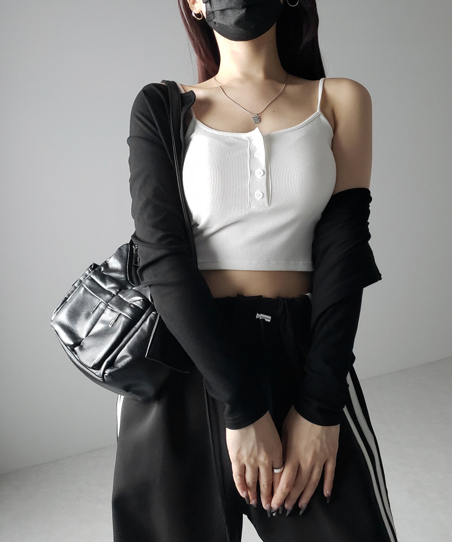 【 カップ付き 】フロントボタンヘンリーネックショートリブキャミソール / front button henry neck short rib camisole