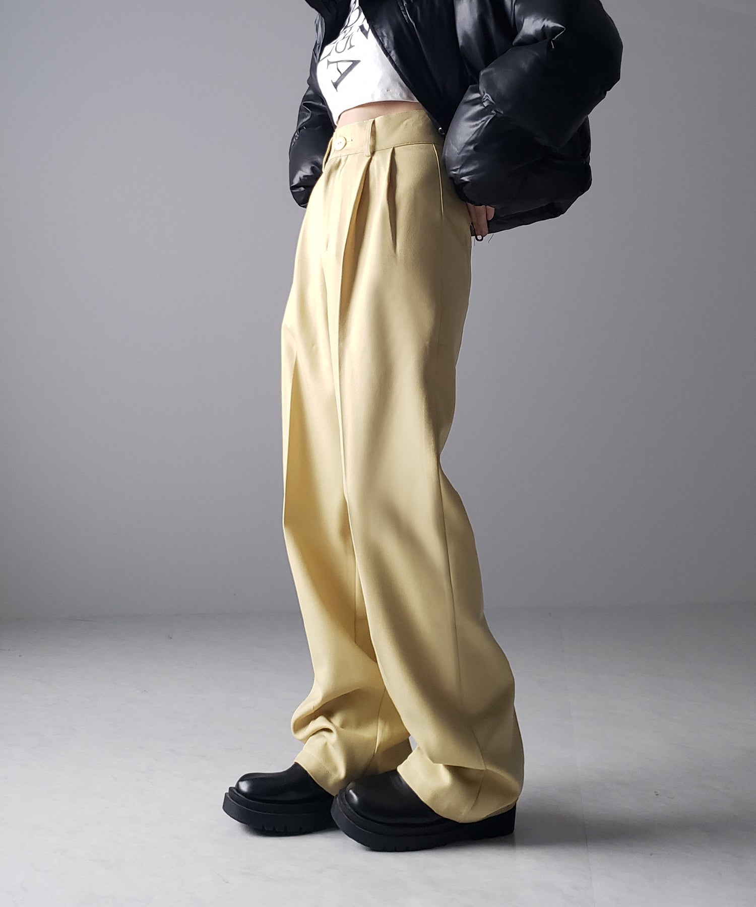 【 秋冬素材で新登場! 】太ベルトハイウエストウールライクカラータックスラックス