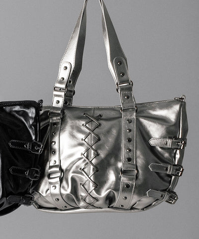 【 ショルダーストラップ付き2WAY 】レースアップベルテッドスタッズデザインヴィンテージショルダーバッグ / ( 2WAY ) laceup belted studs design vintage shoulder bag