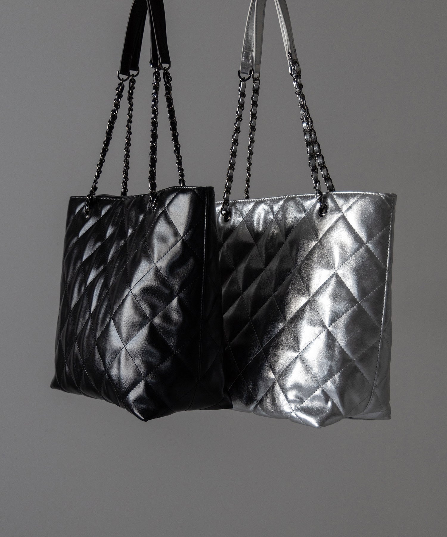 【 A4収納可 】キルティングチェーンスクエアトートショルダーバッグ / quilting chain square tote shoulder bag
